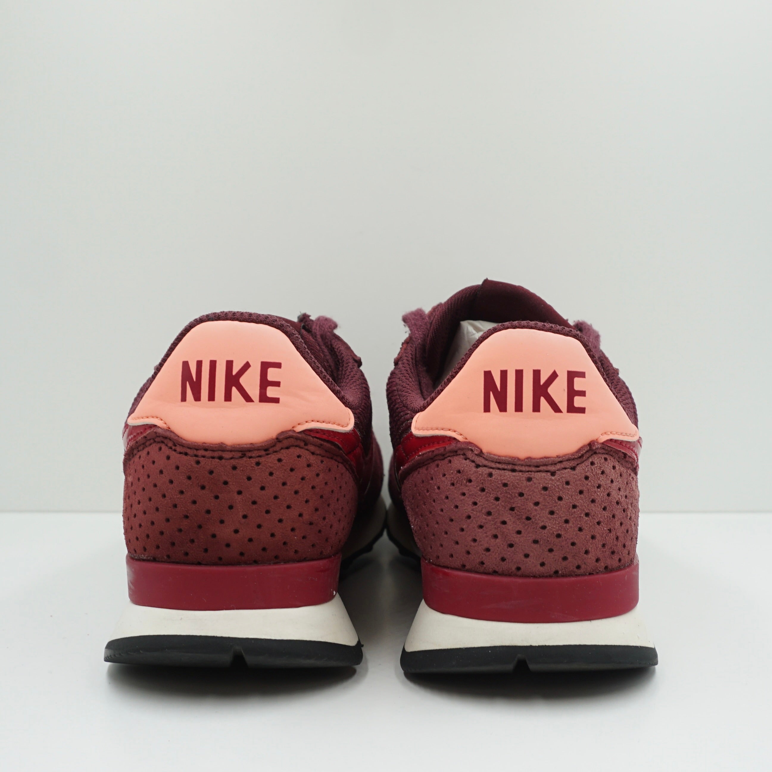 Nike Internationalist Night Maroon (W)