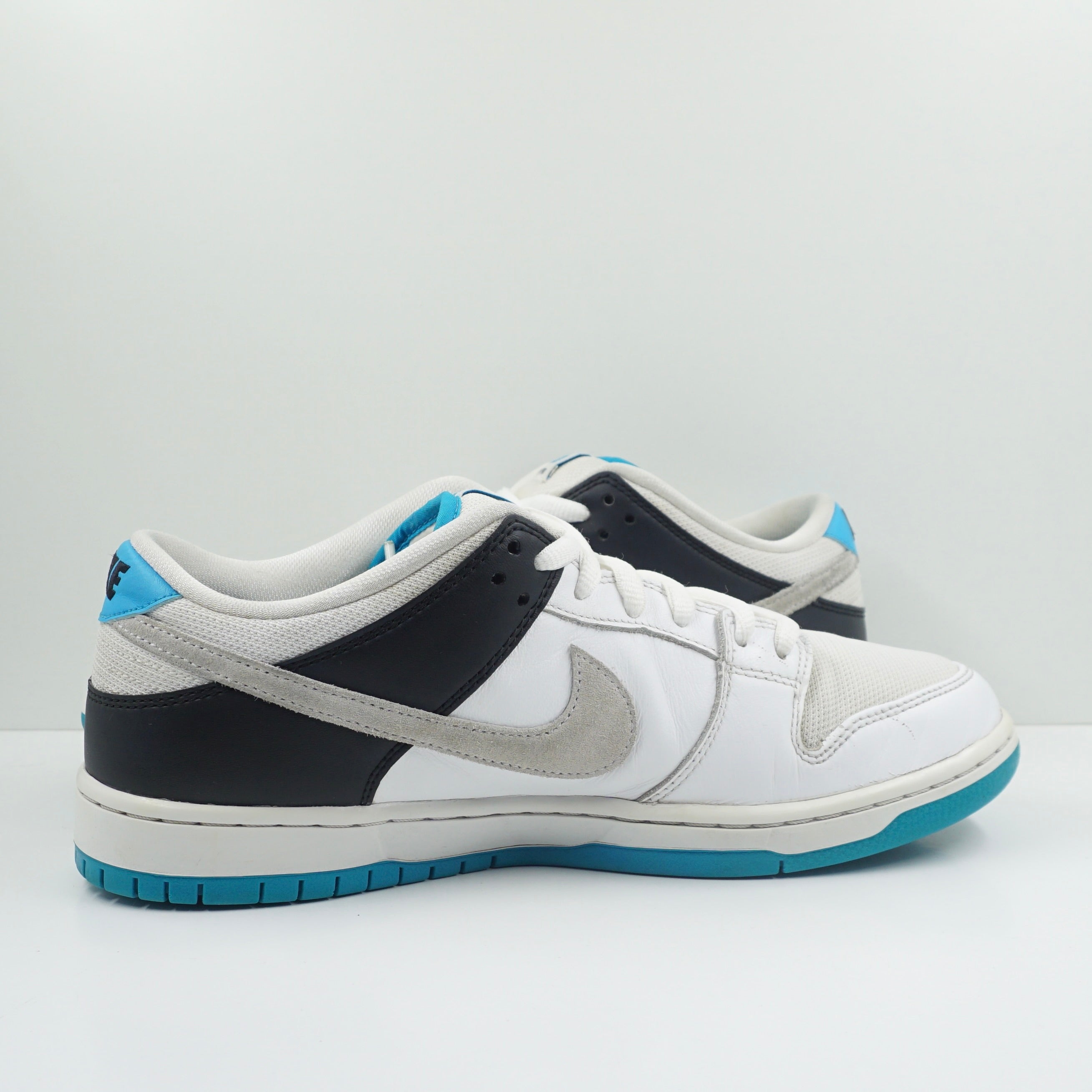 Nike SB Dunk Low Laser Blue