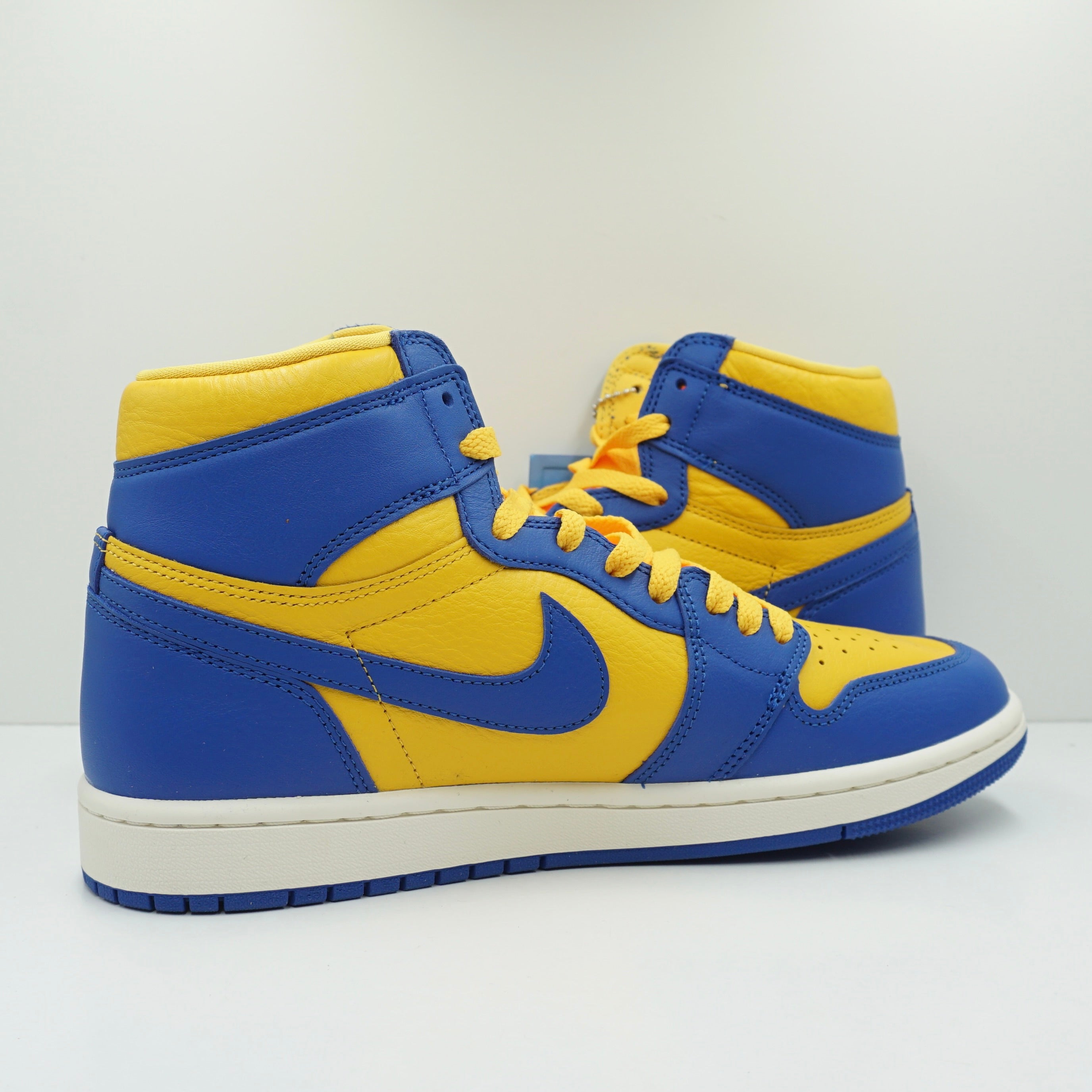Jordan 1 Retro High OG Reverse Laney (W)