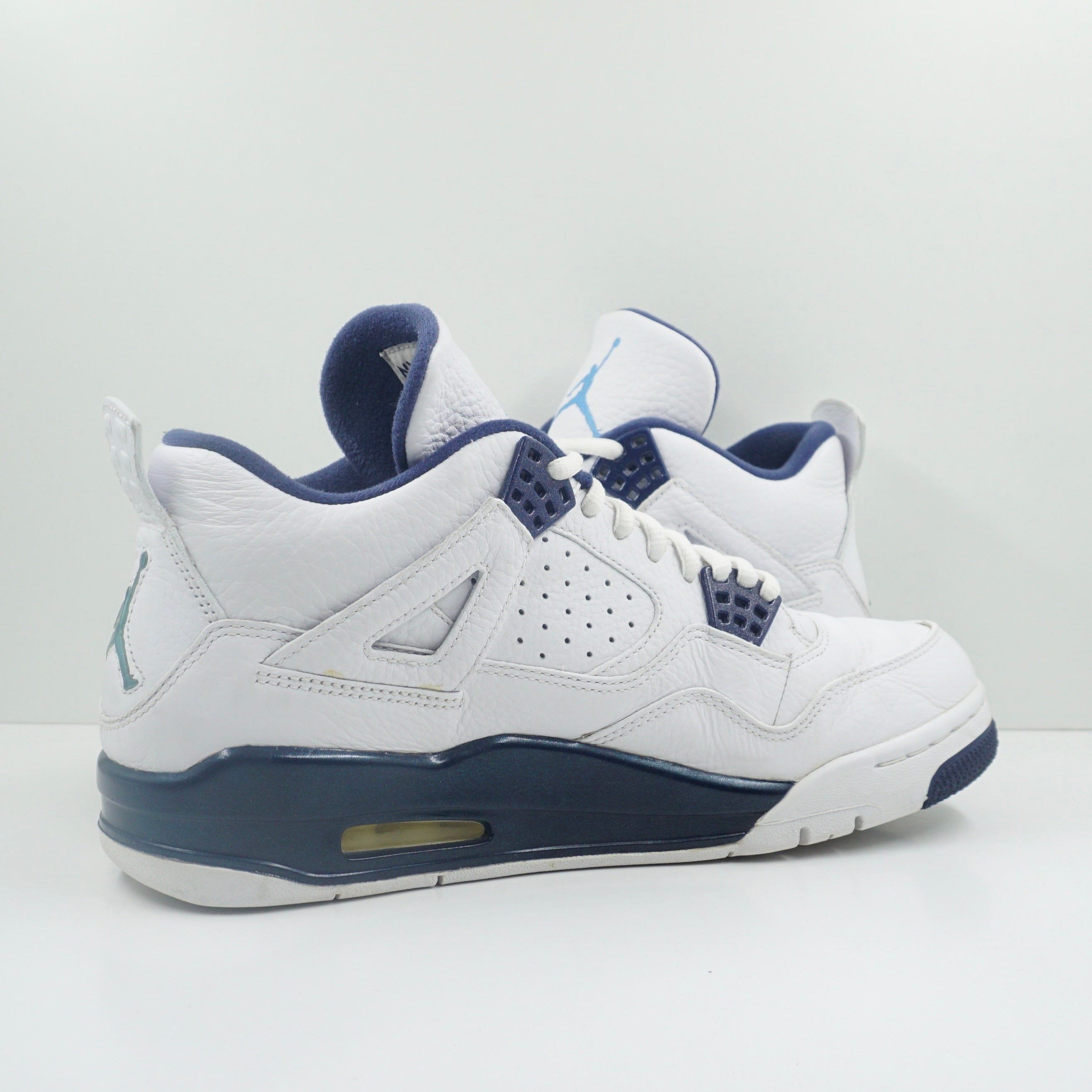Jordan 4 Retro Columbia (2015)