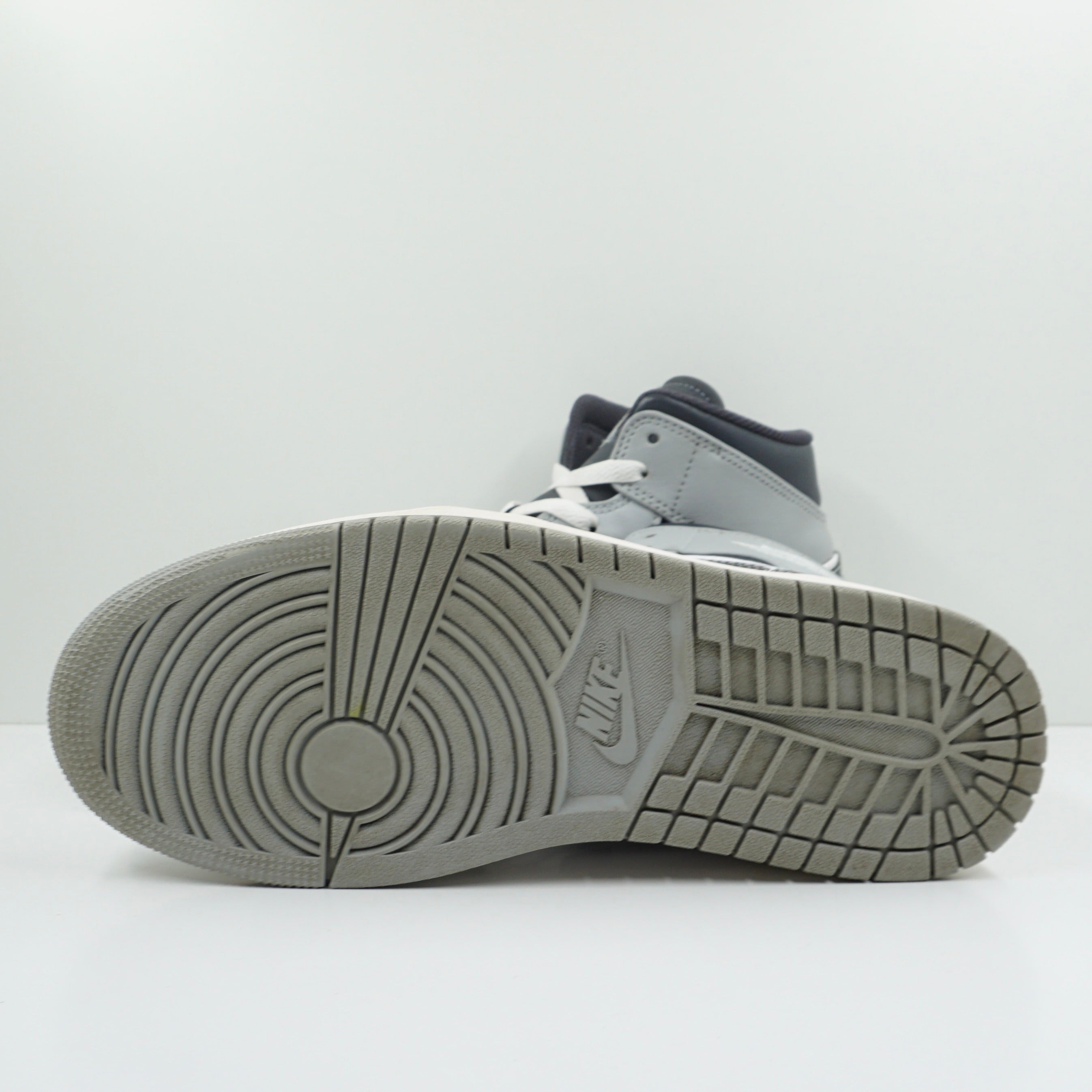 Jordan 1 Mid Light Smoke Grey Anthracite