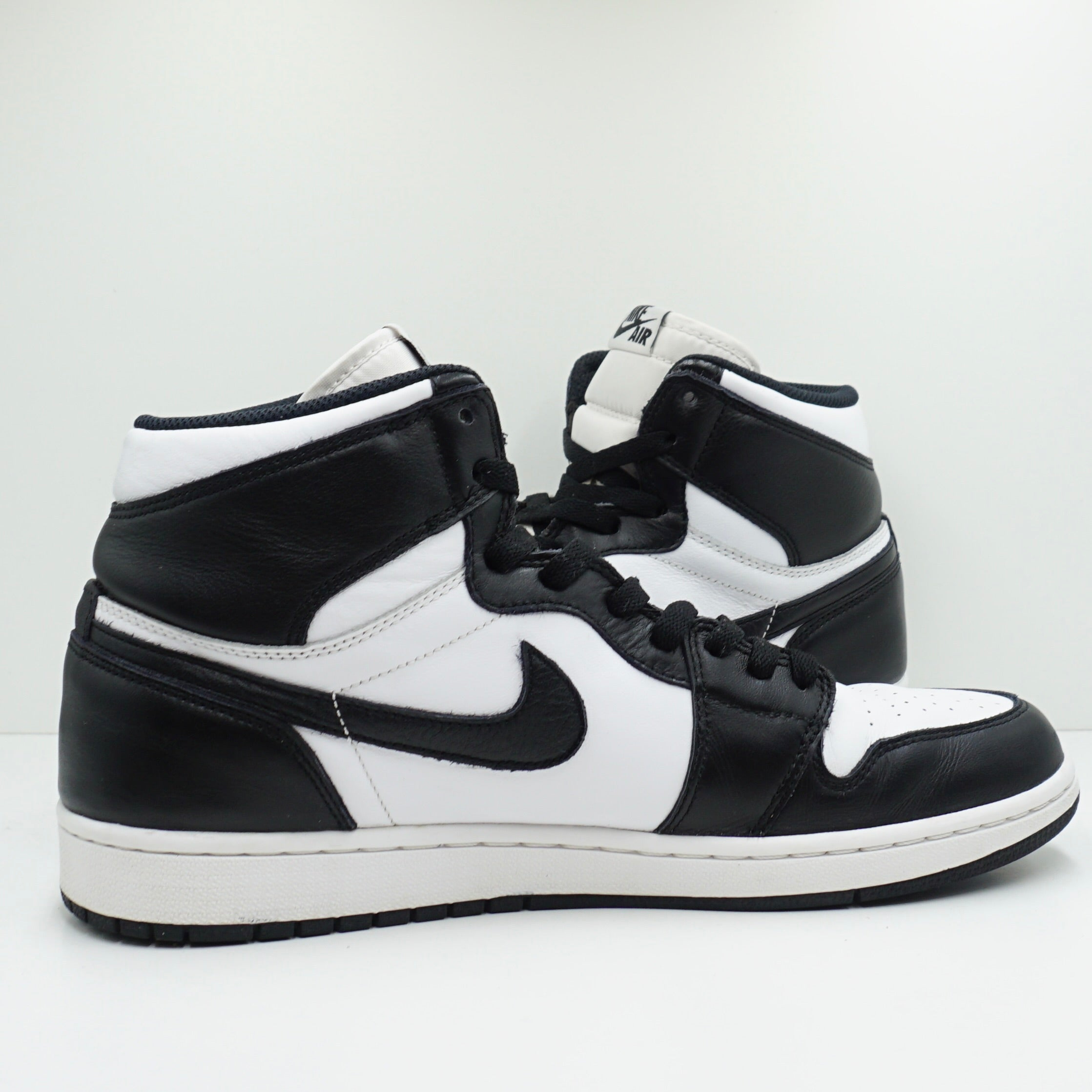 Jordan 1 Retro Black White (2014)