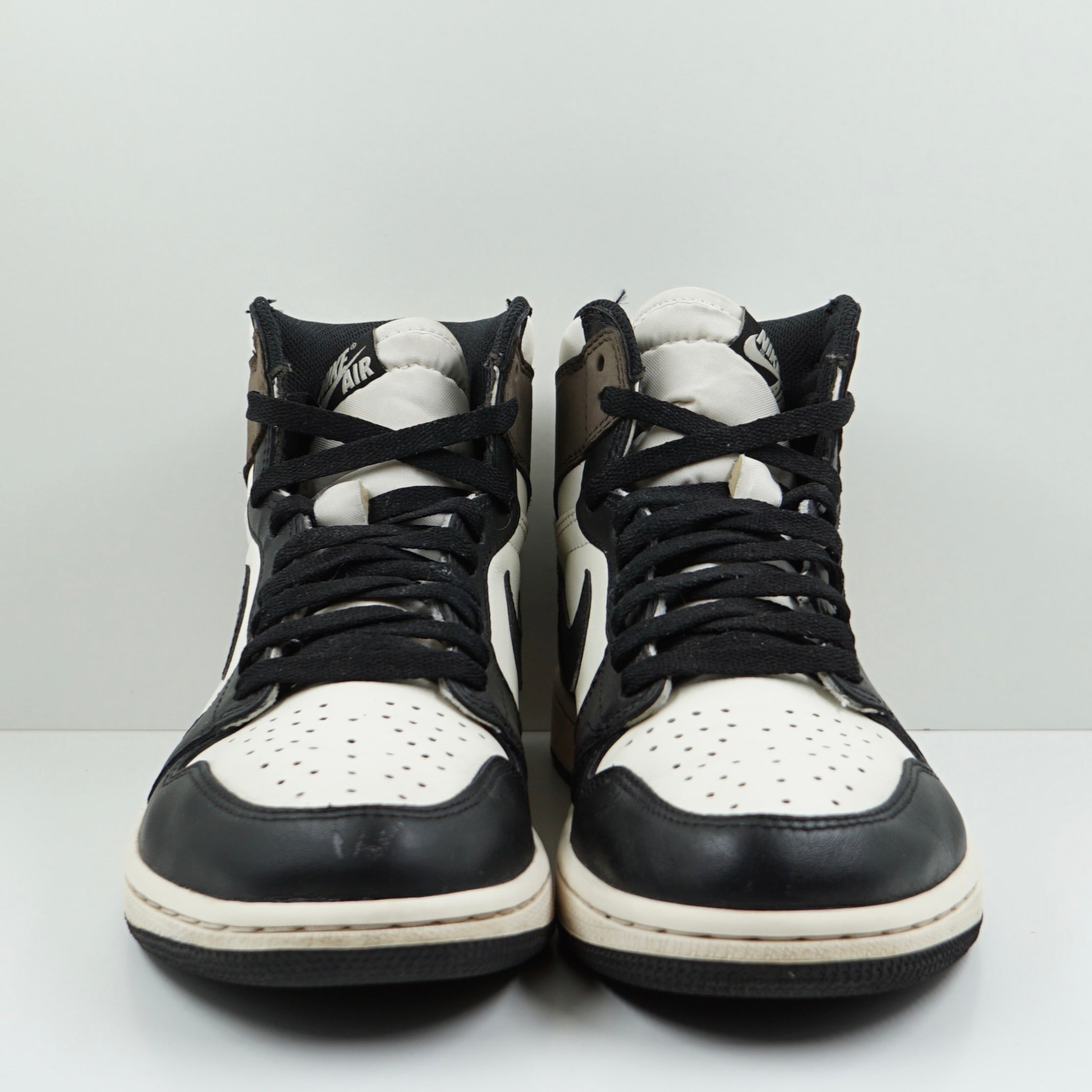 Jordan 1 Retro High Dark Mocha