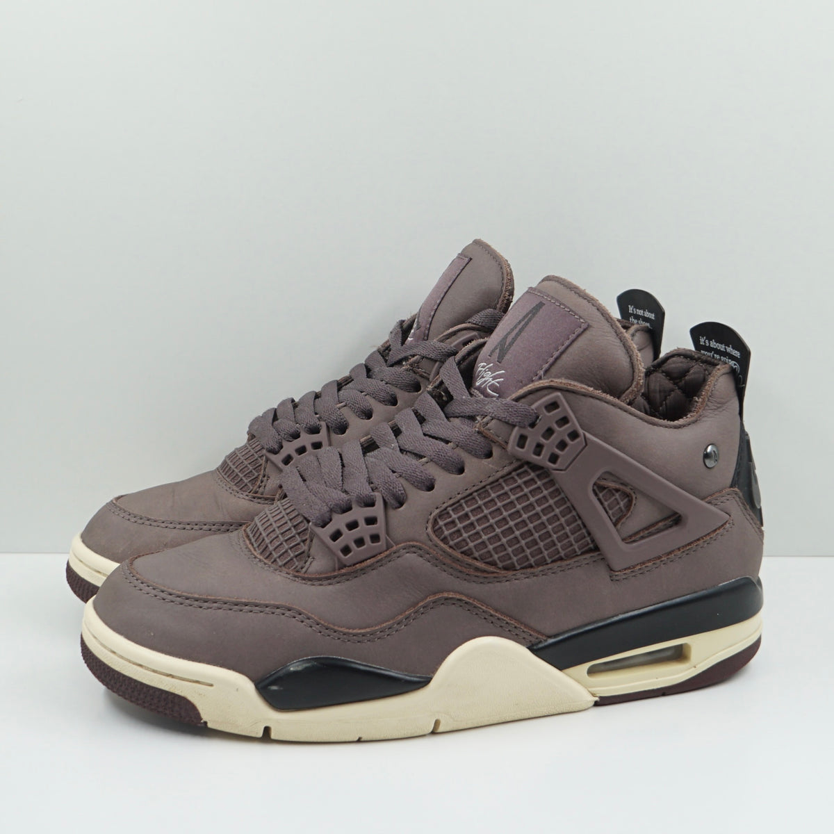 Jordan 4 Retro SP A Ma Maniére Violet Ore
