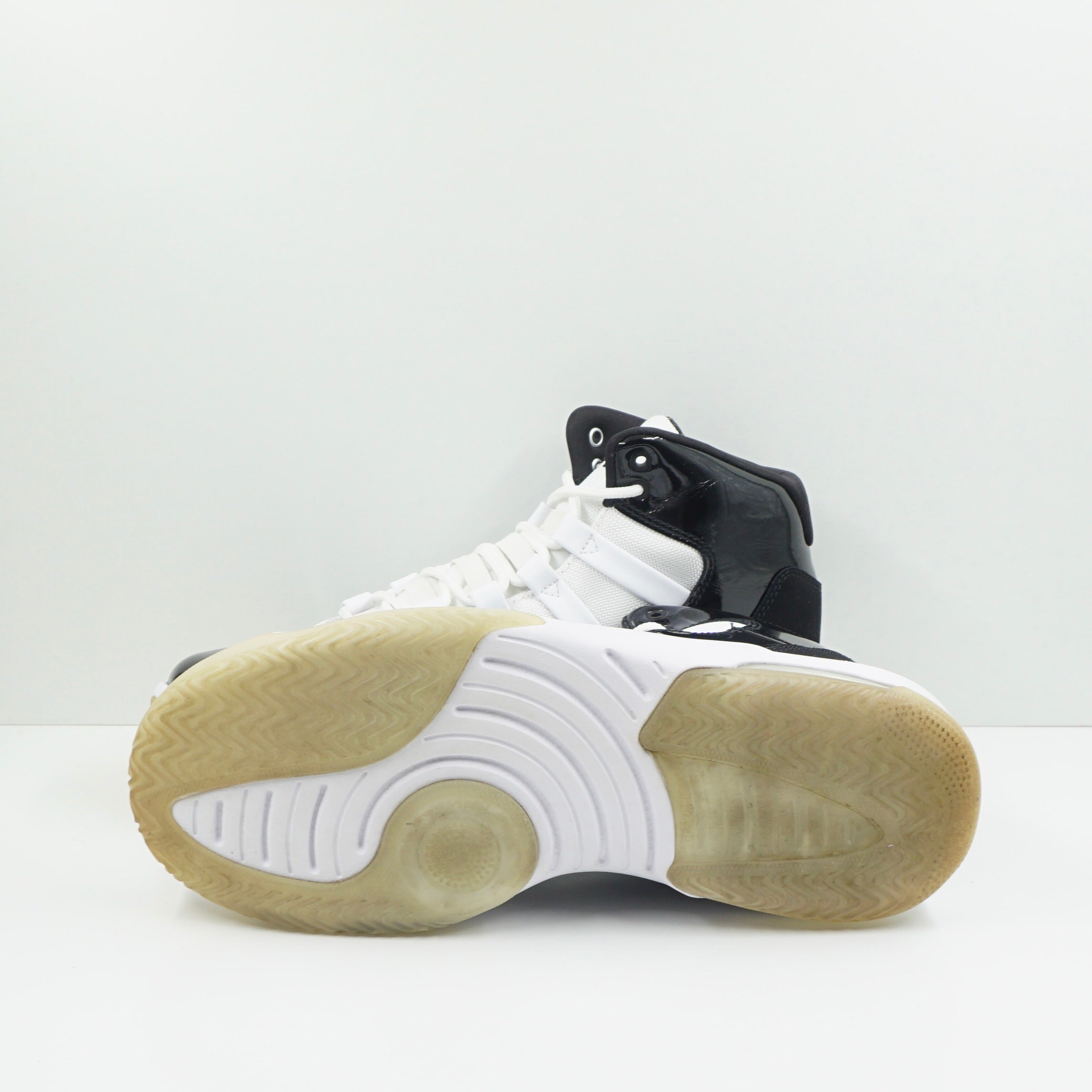 Jordan Max Aura Black White