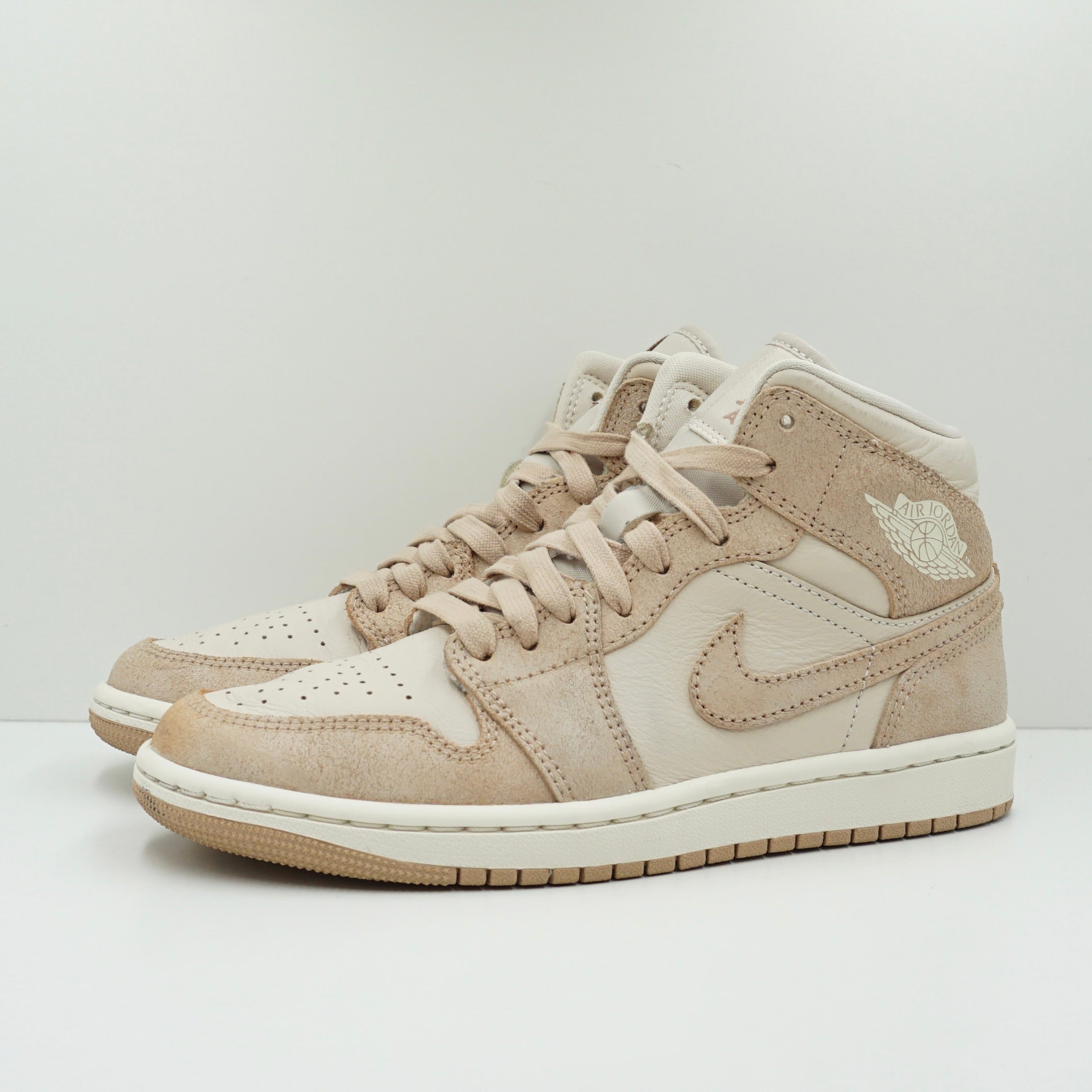 Jordan 1 Mid SE Legend Light Brown (W)