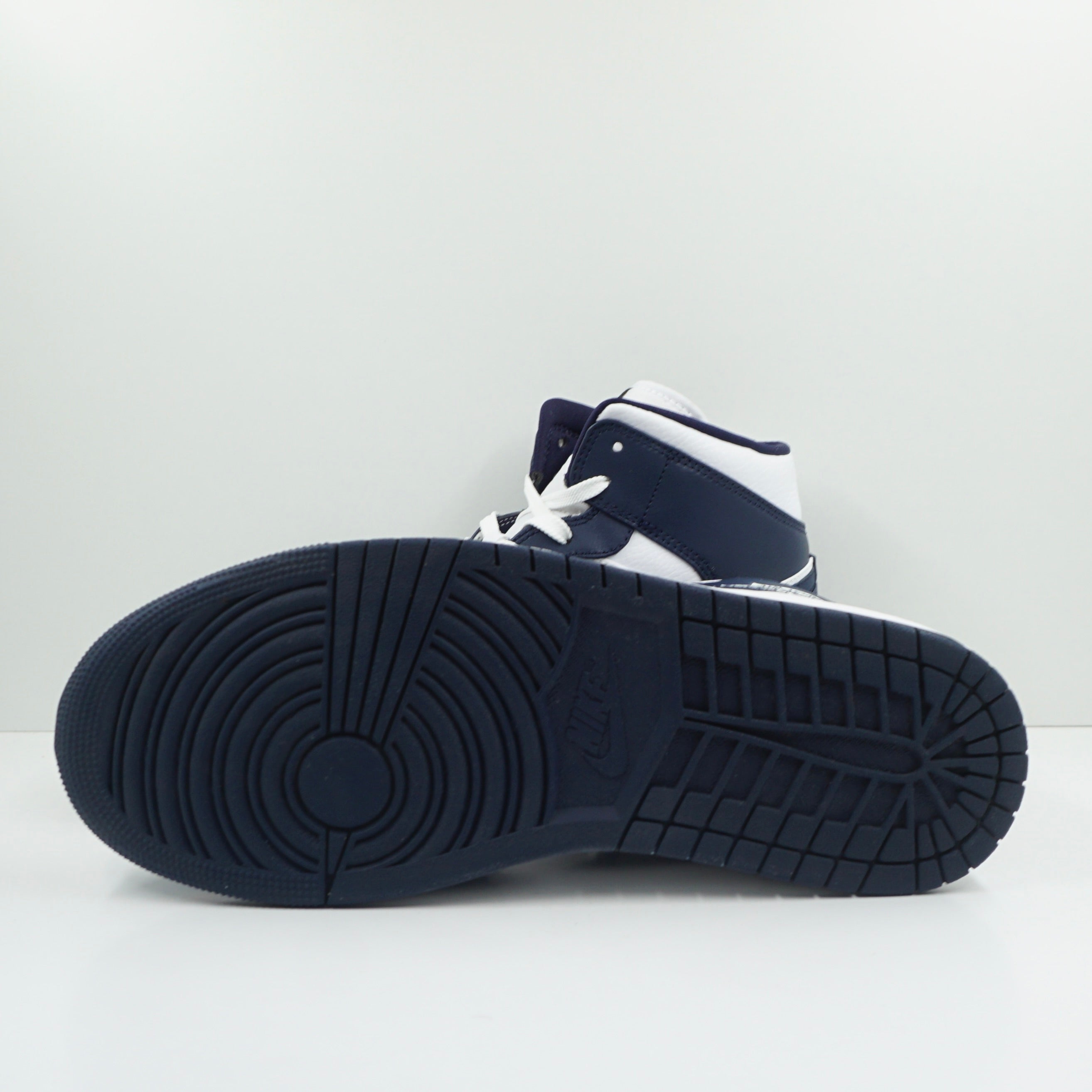 Jordan 1 Mid White Metallic Gold Obsidian