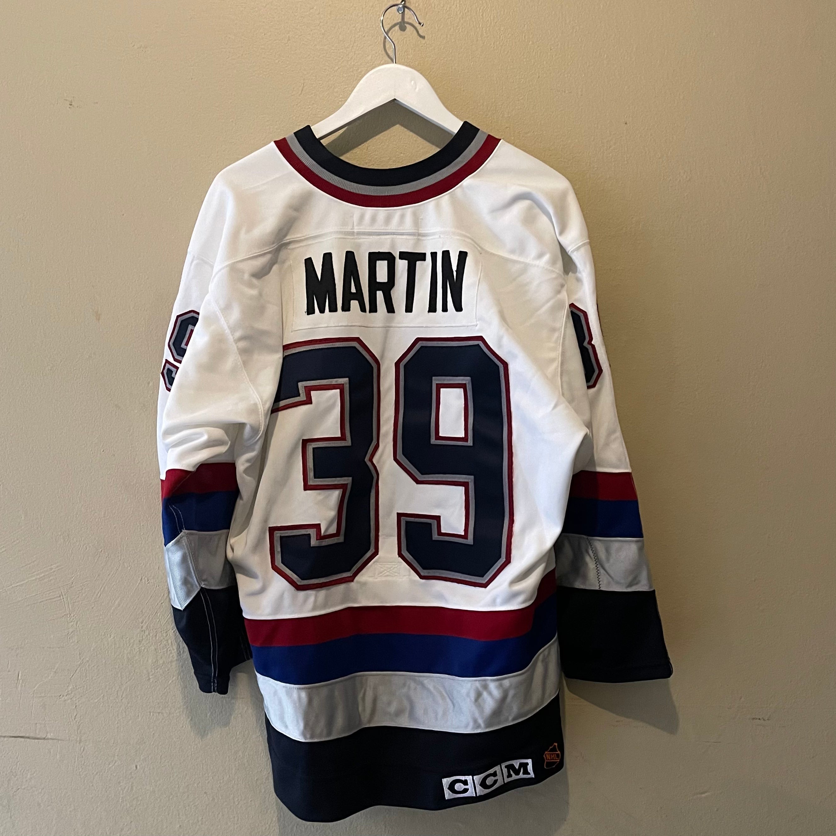 CCM Vancouver Canucks Martin #39 NHL Jersey