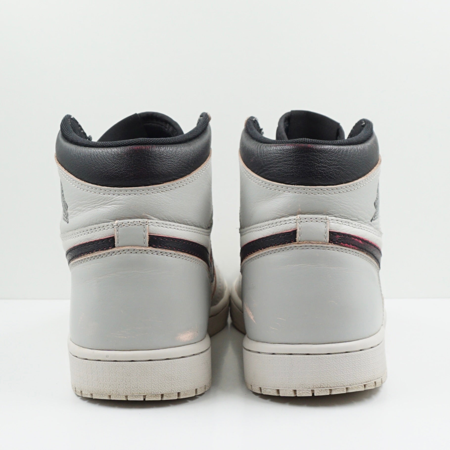 Jordan 1 Retro High OG Defiant SB NYC to Paris