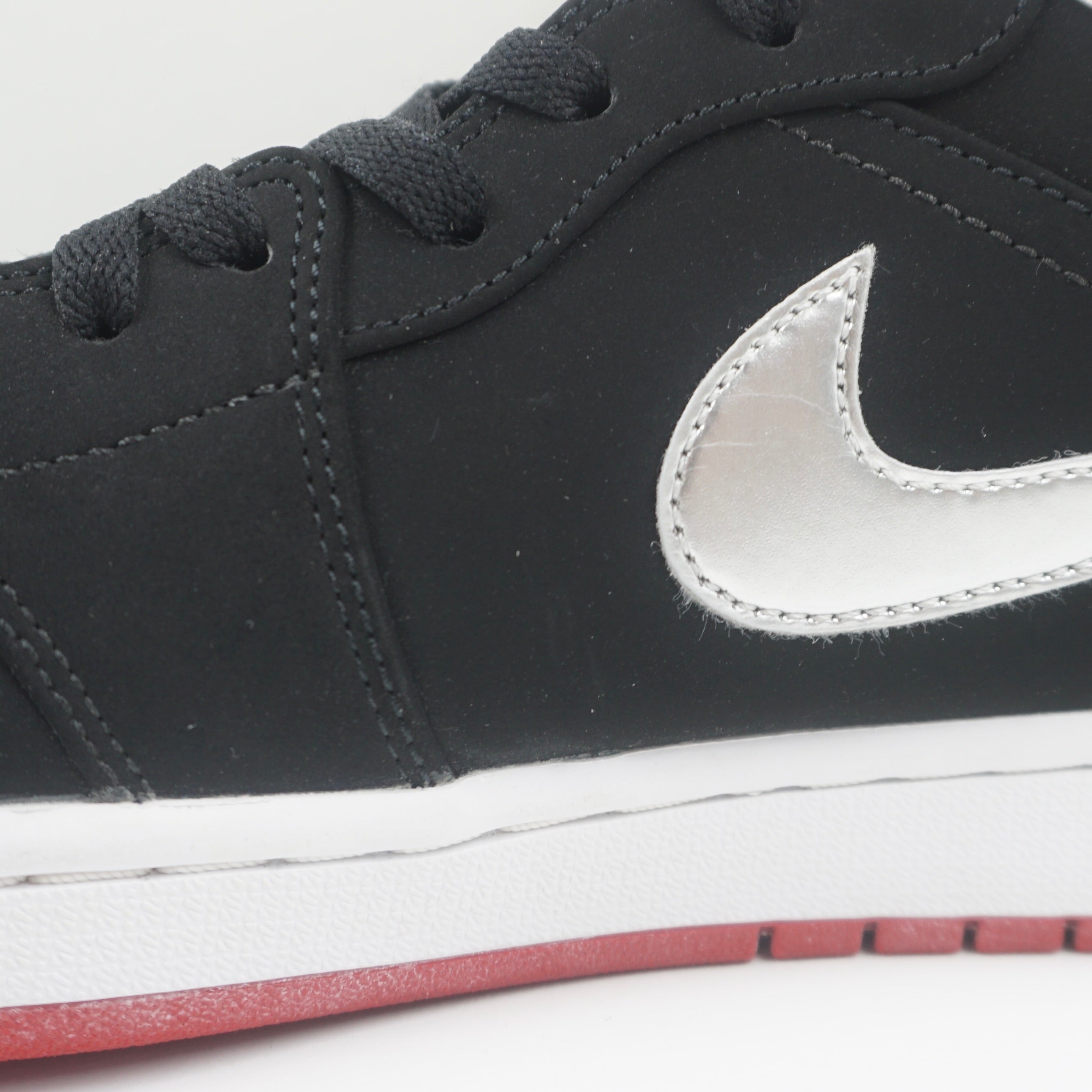 Jordan 1 Mid Johnny Kilroy