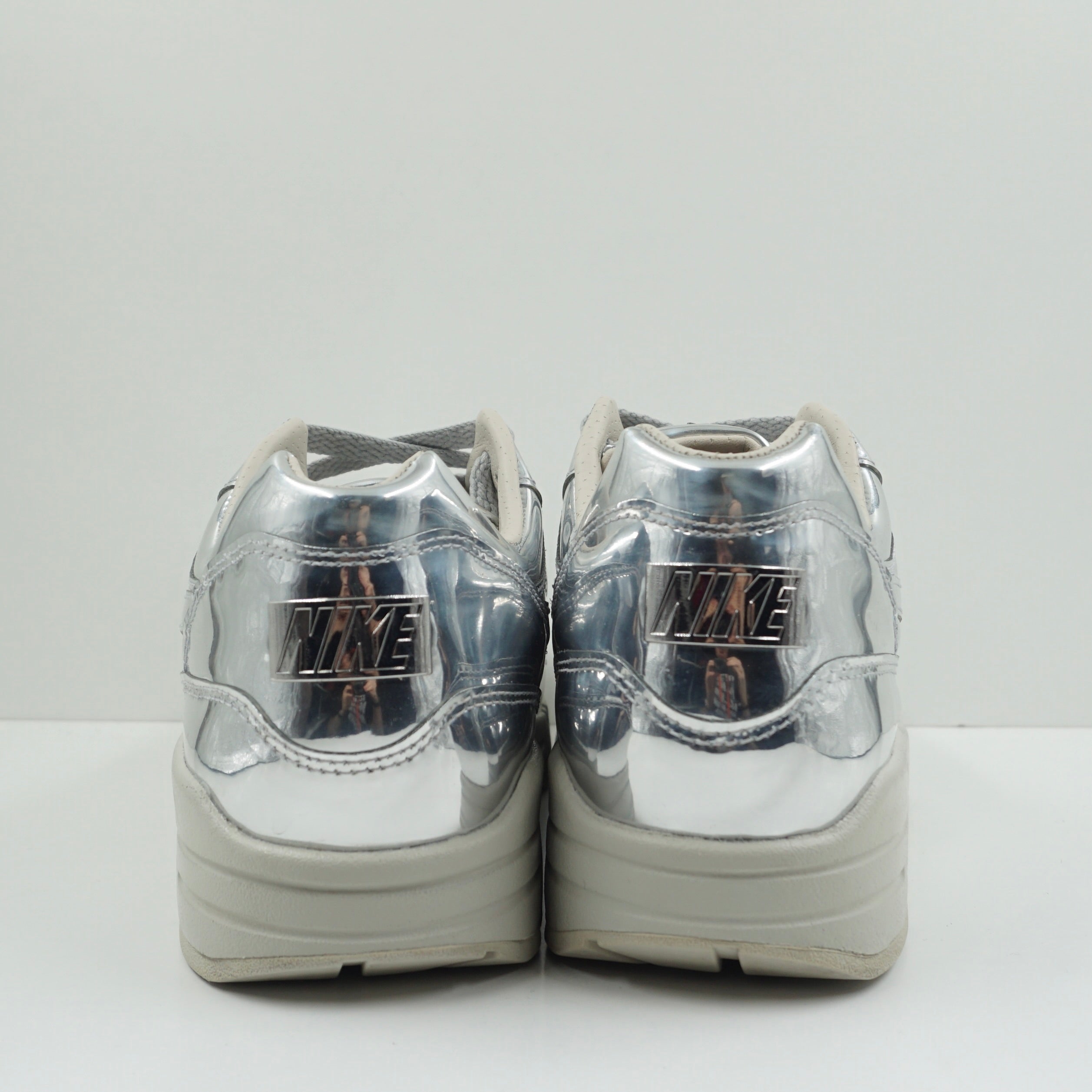 Nike Air Max 1 Liquid Silver (W)