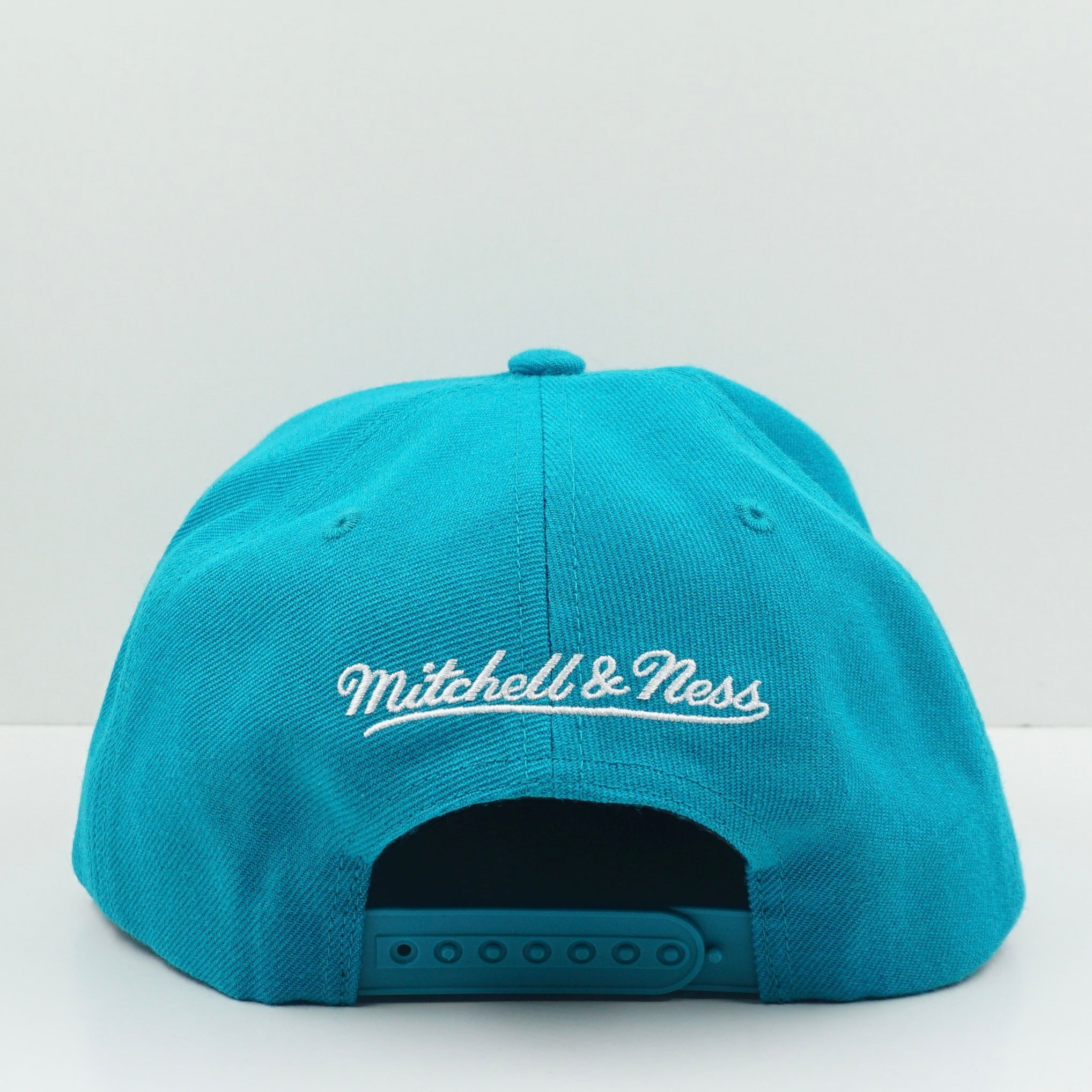 Mitchell & Ness Detroit Pistons Teal Snapback Cap