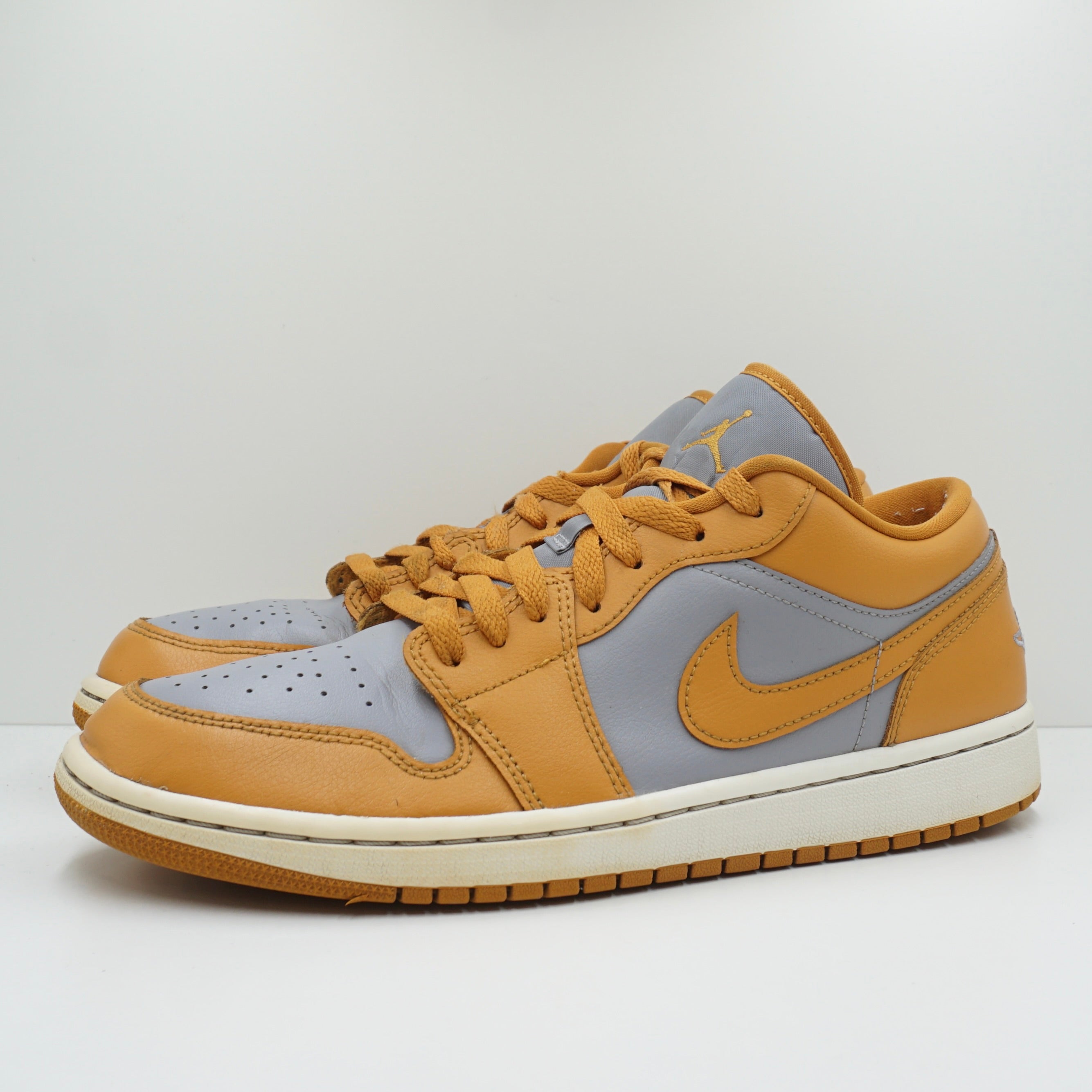 Jordan 1 Low Cement Grey Chutney (W)