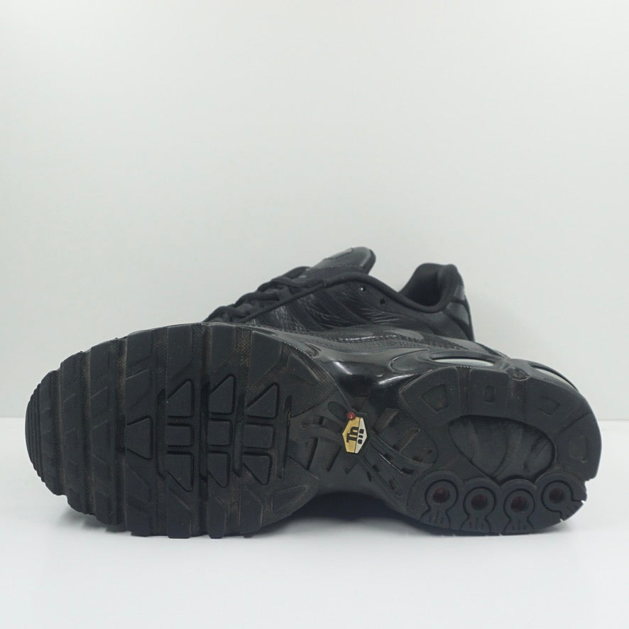 Nike Air Max Plus Triple Black Leather