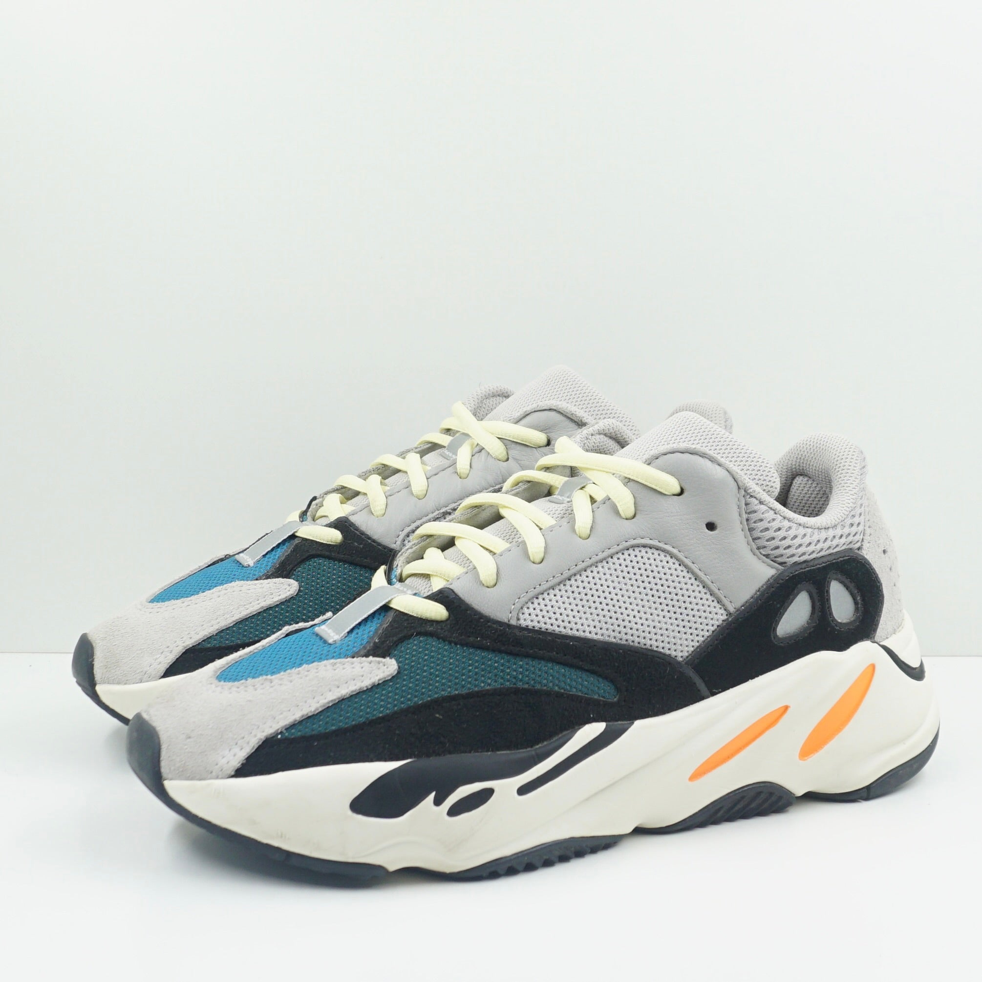 Adidas Yeezy Boost 700 Wave Runner Solid Grey