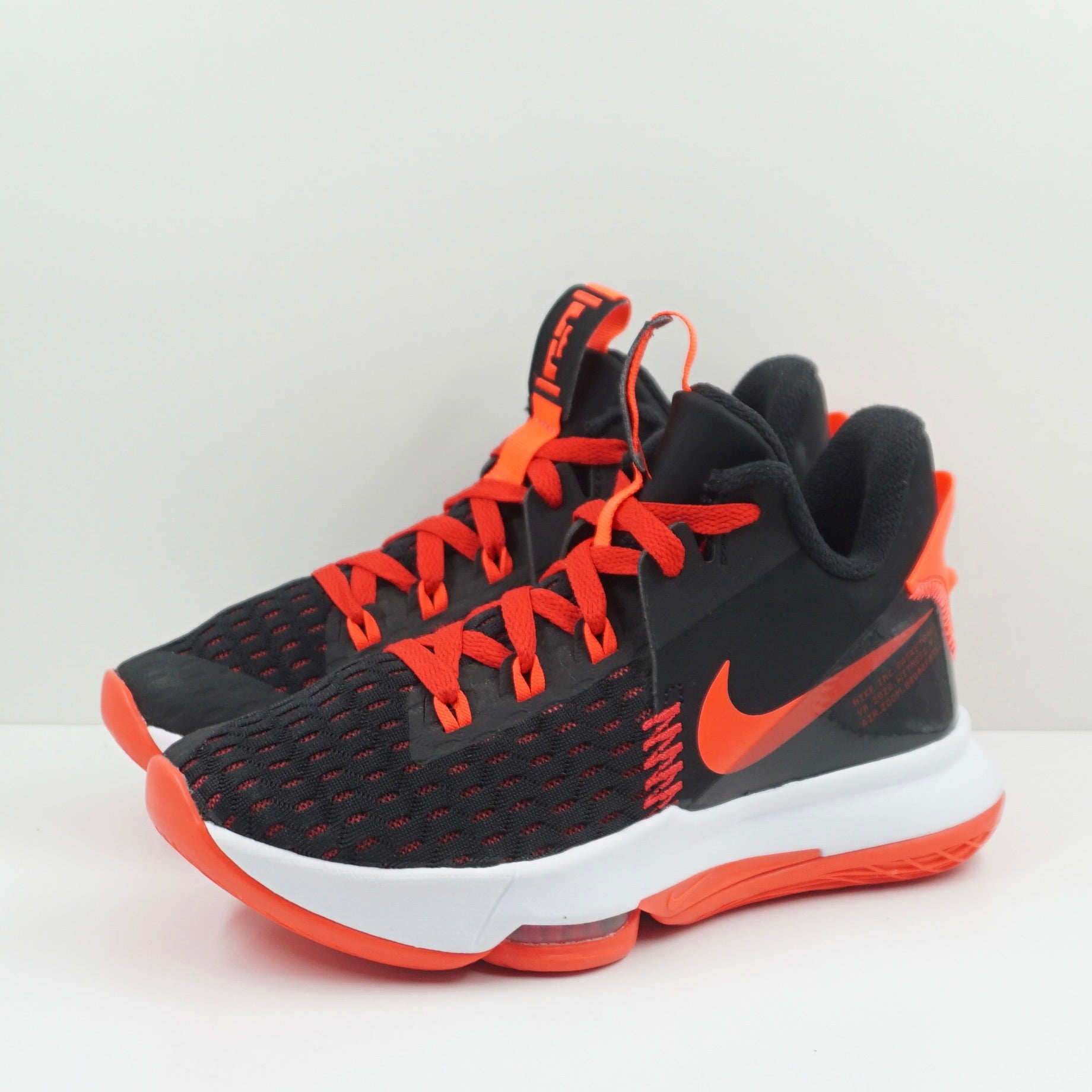 Nike LeBron Witness 5 Bred