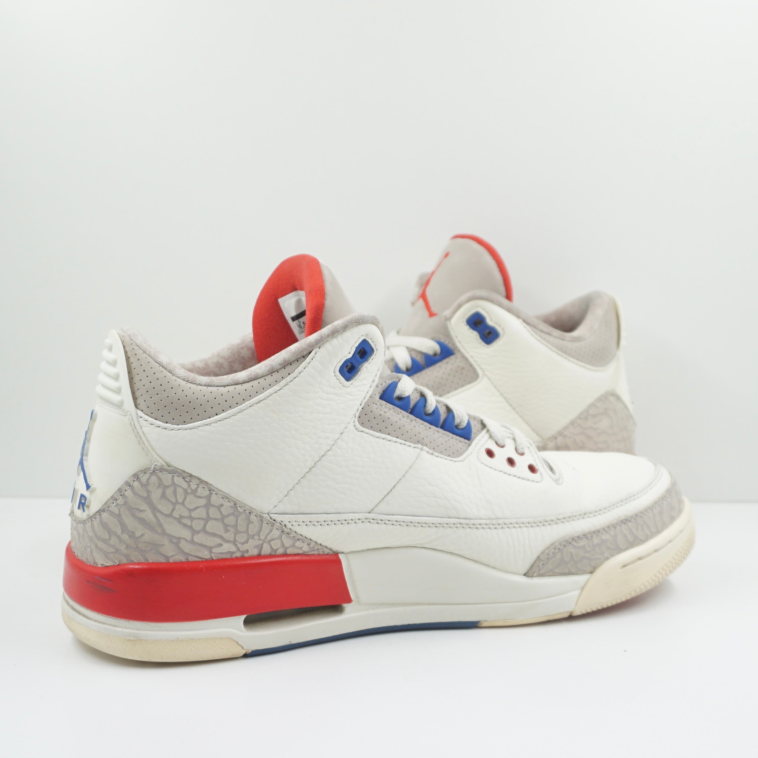 Jordan 3 Retro International Flight