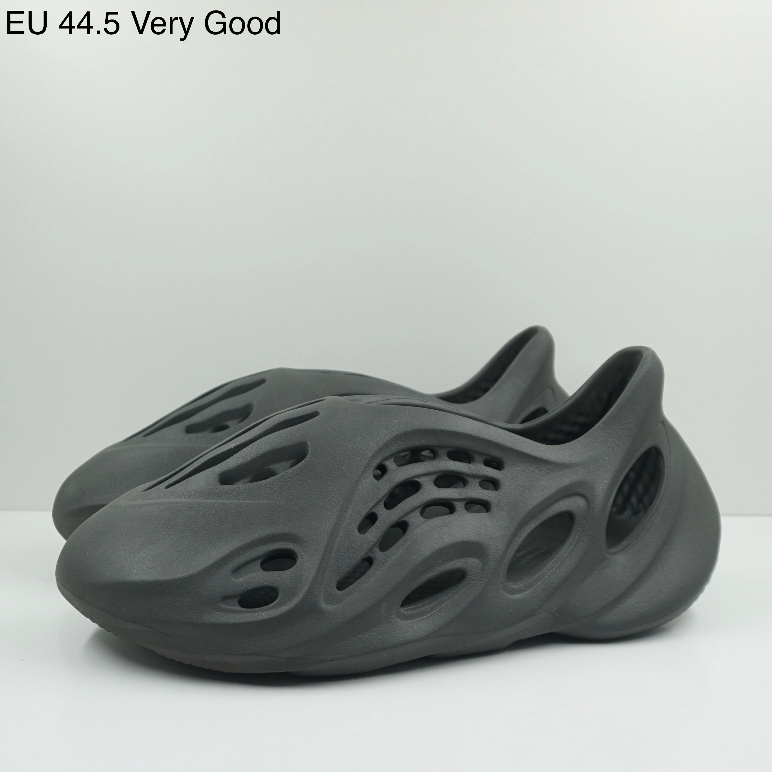 靴 Adidas Yeezy YZY Foam RNR Carbon 28.5 adidas Yeezy Foam Rnr Carbon