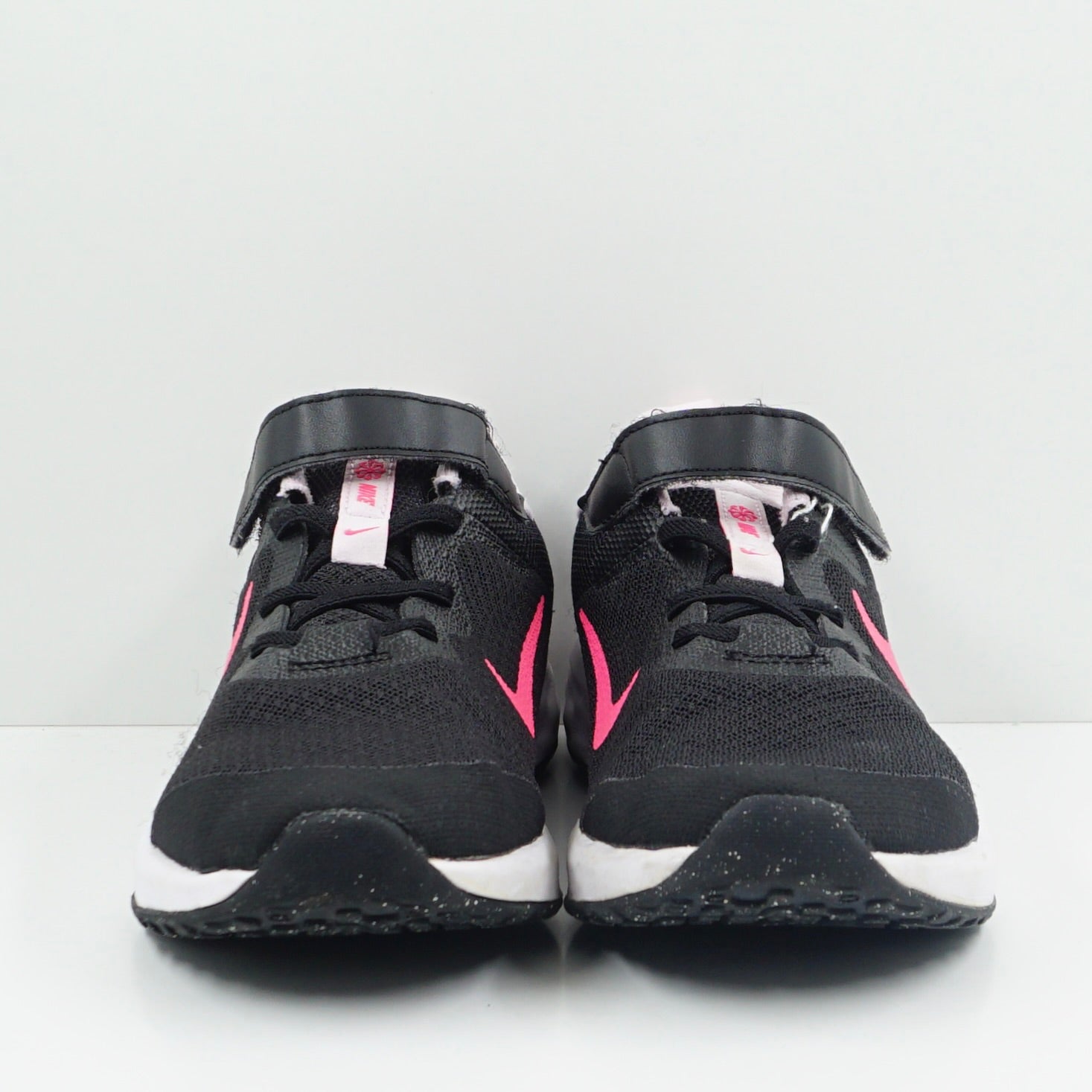 Nike Revolution 6 Black Hyper Pink (PS)