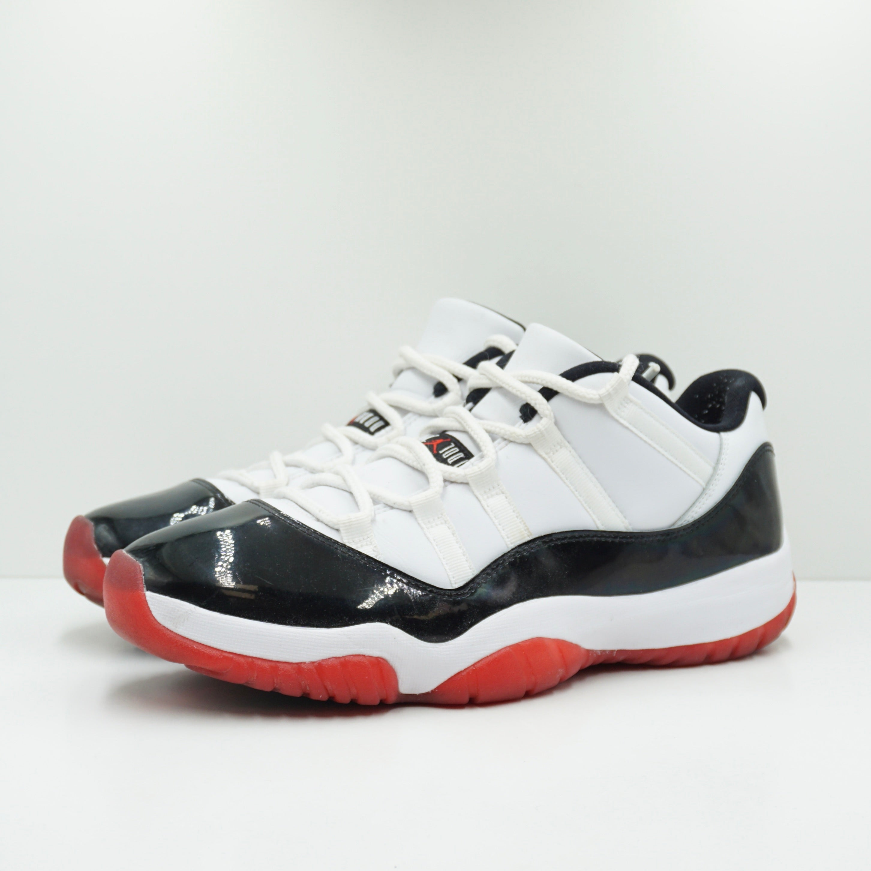 Jordan 11 Retro Low Concord Bred