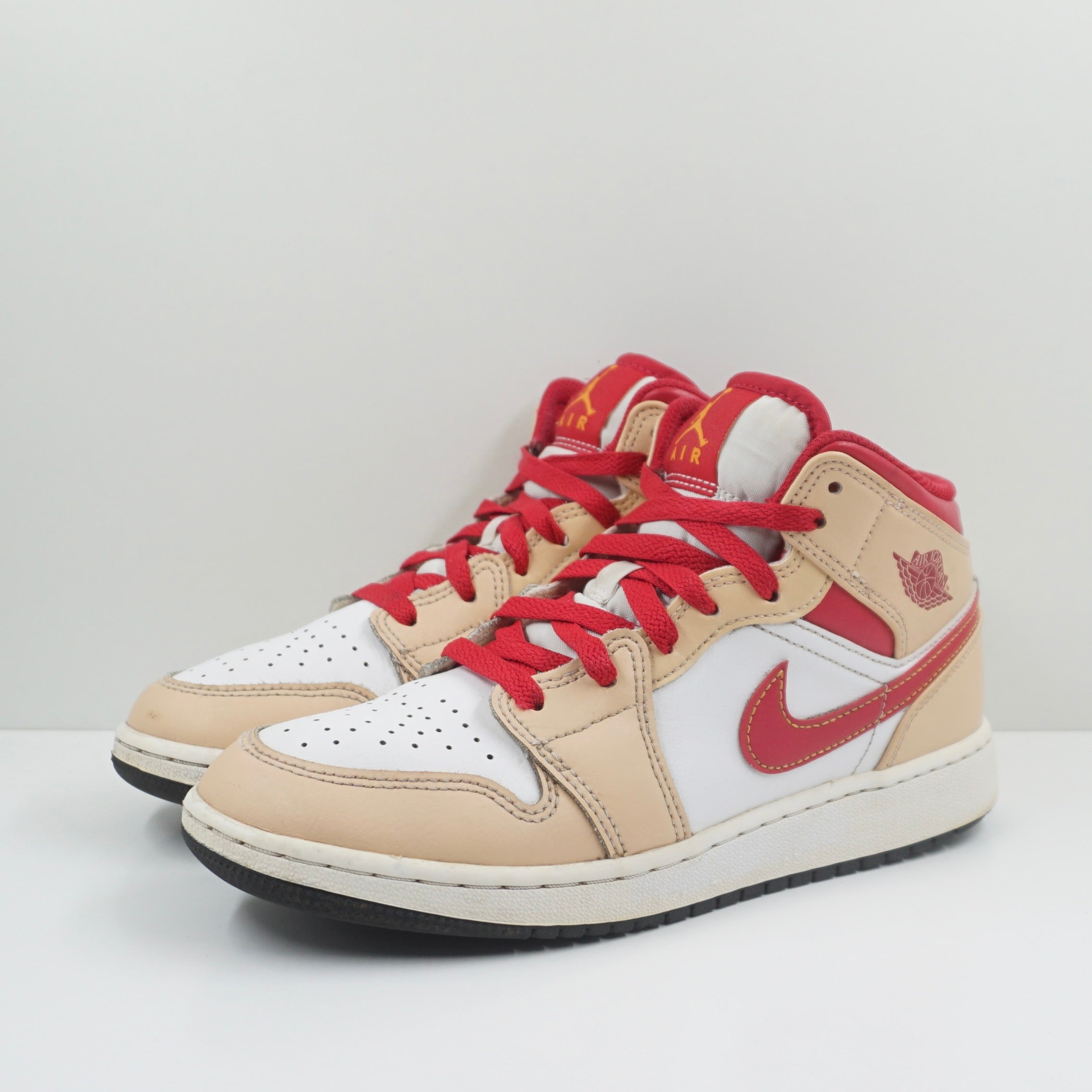 Jordan 1 Mid Light Curry Cardinal (GS)