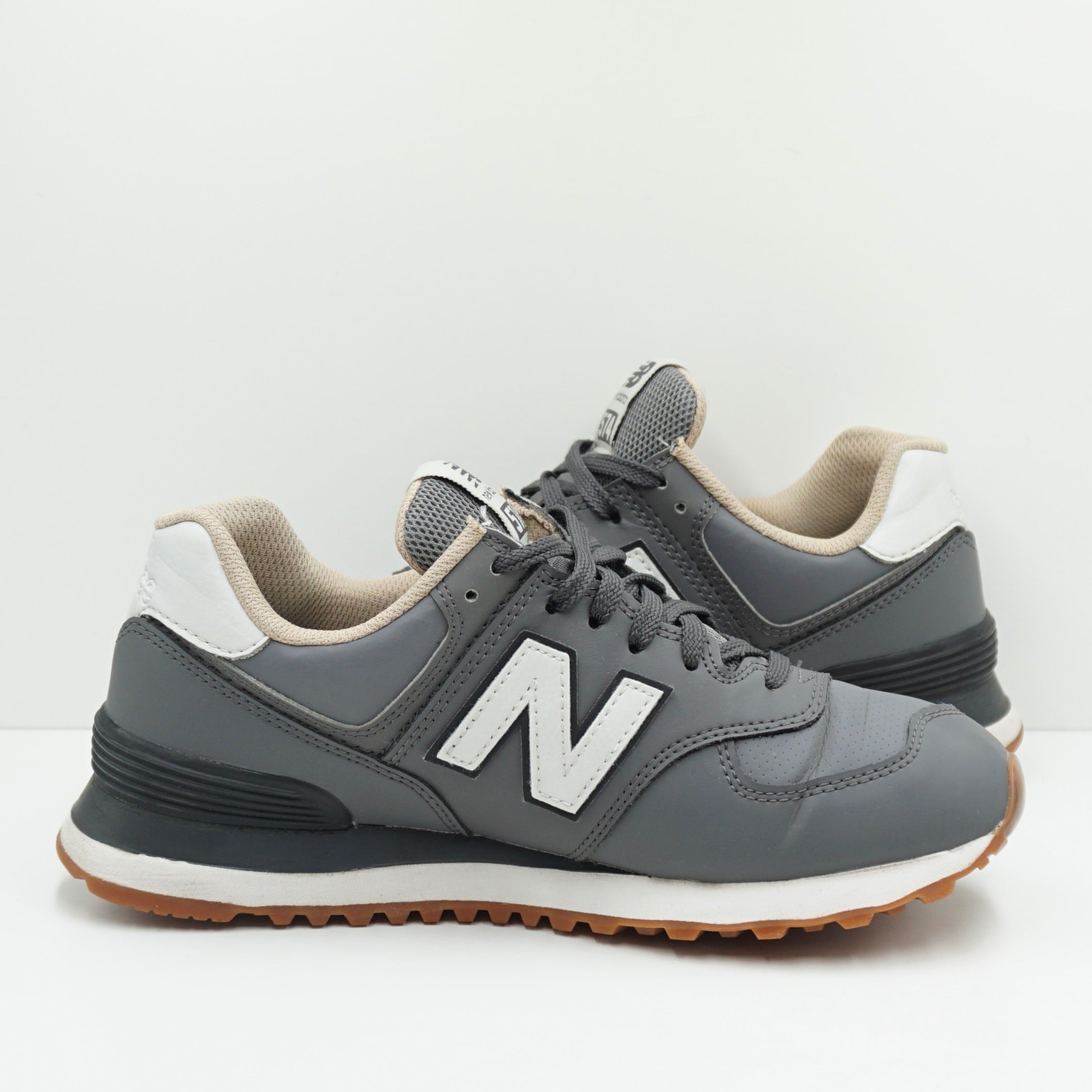 New Balance 574 Vegan Magnet