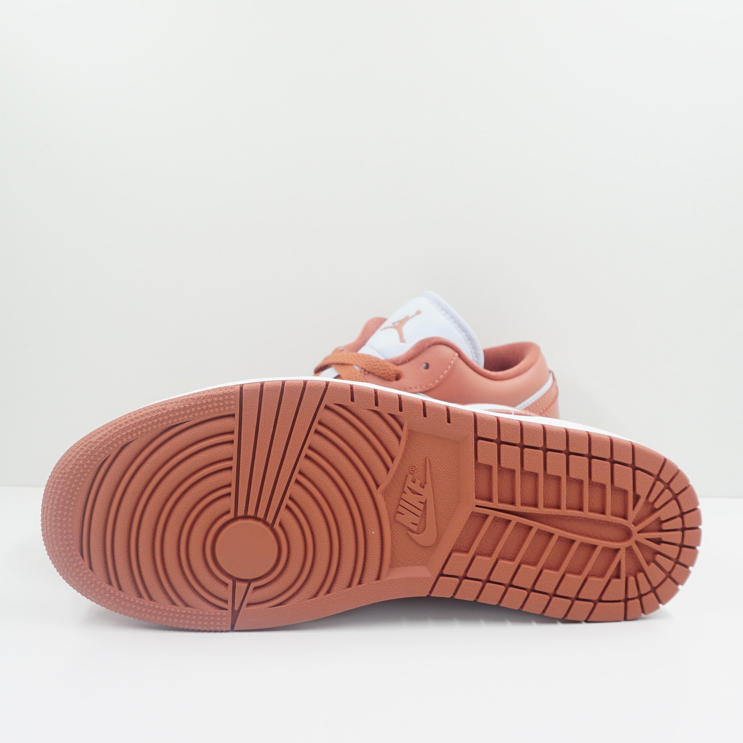 Jordan 1 Low Sky J Orange (W)