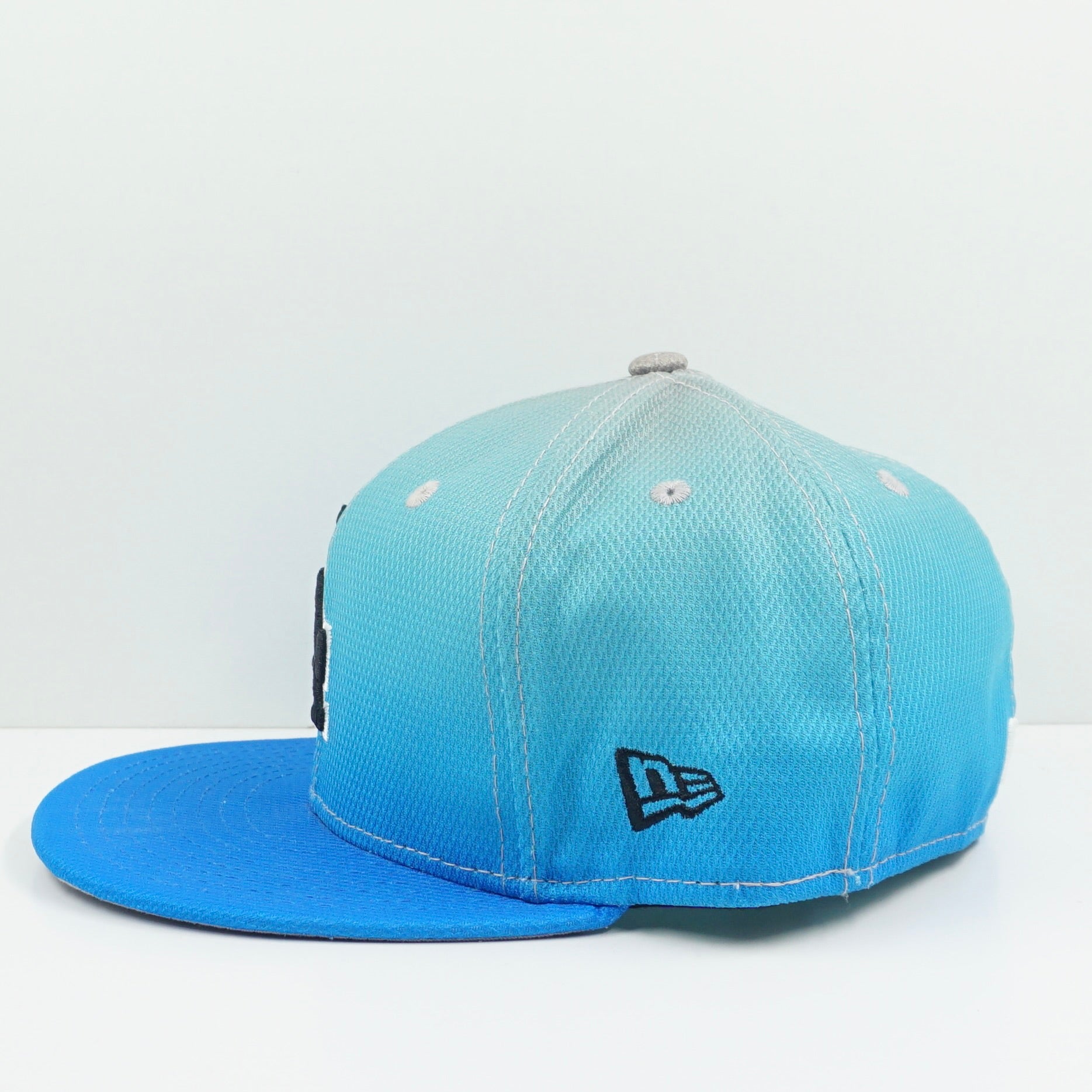 New Era Los Angeles Dodgers Gradient Blue Fitted Cap