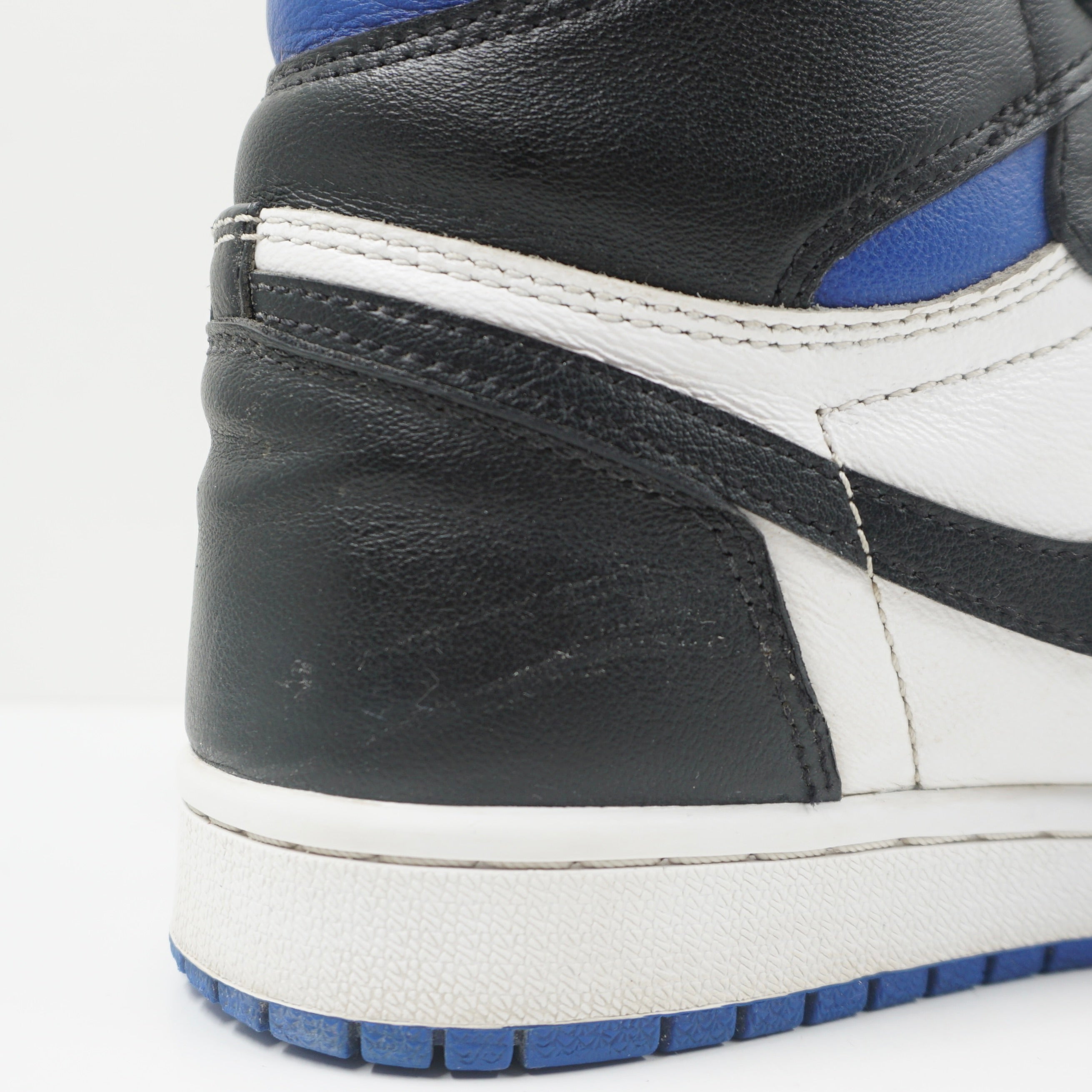 Jordan 1 Retro High Royal Toe