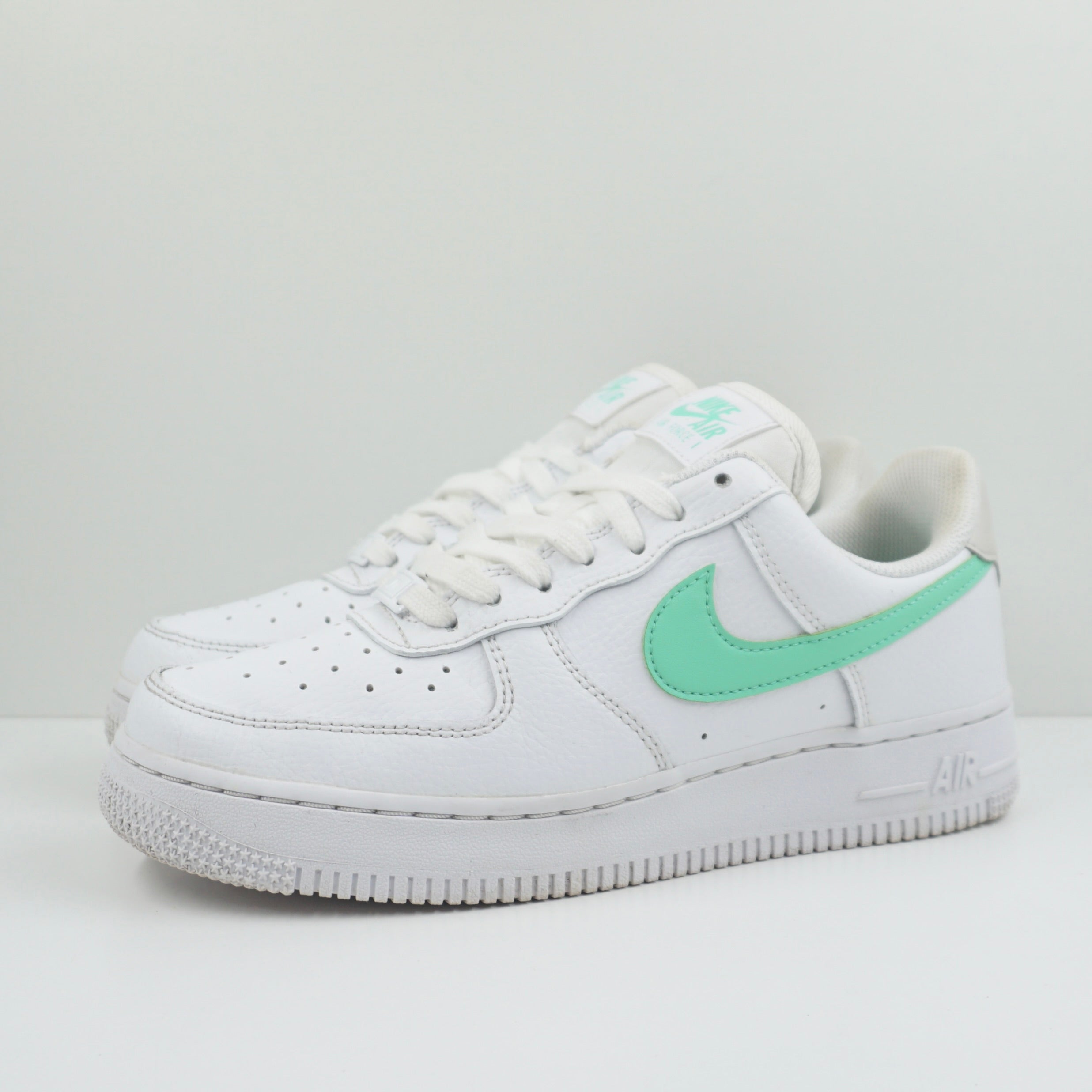 Nike Air Force 1 Low Green Glow (W)