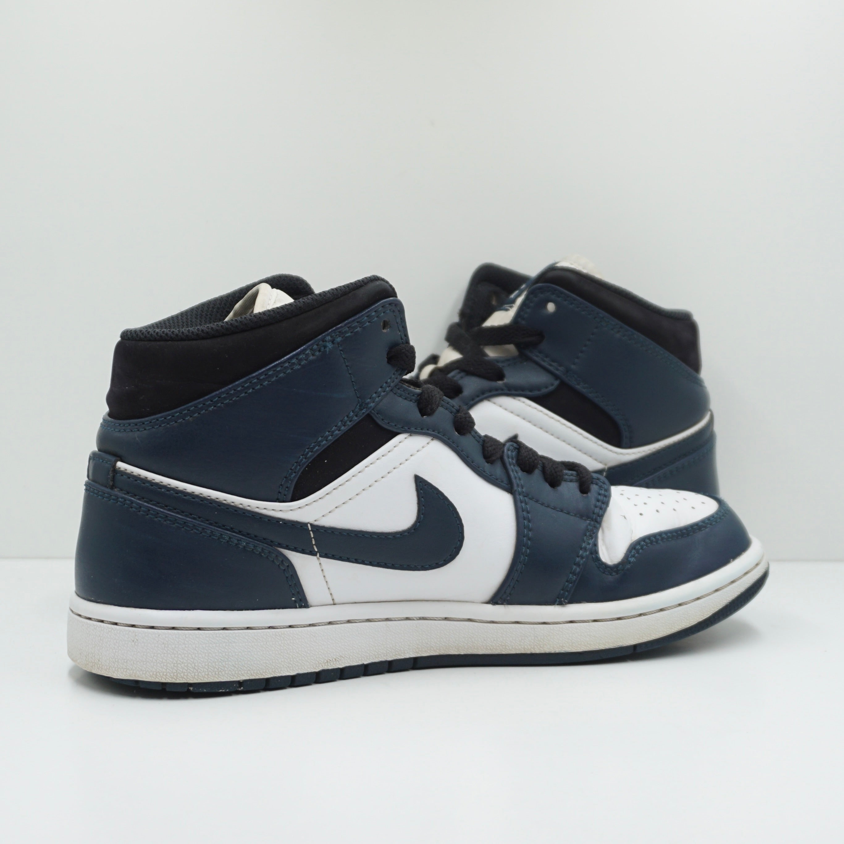 Jordan 1 Mid Armory Navy