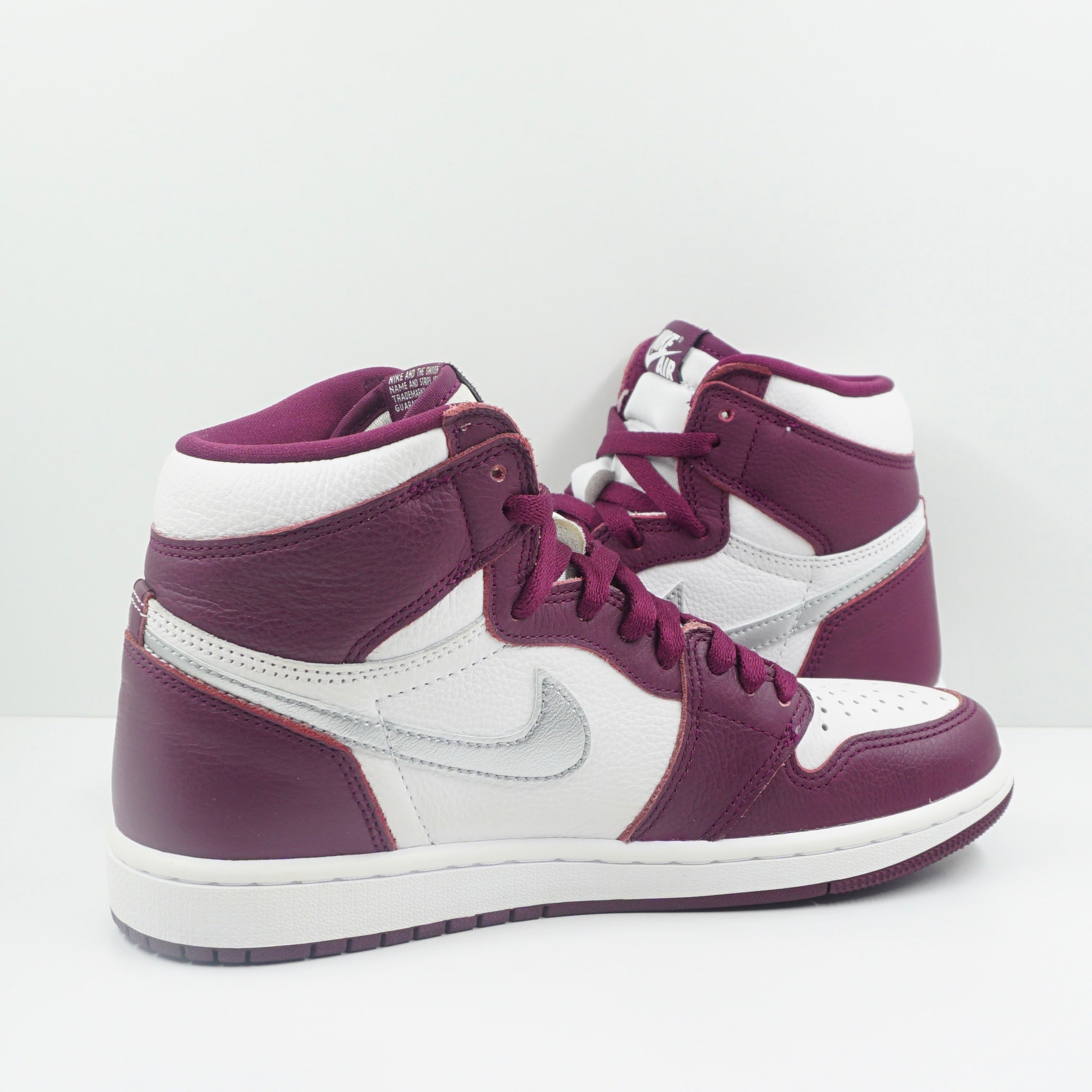 Jordan 1 Retro High OG Bordeaux