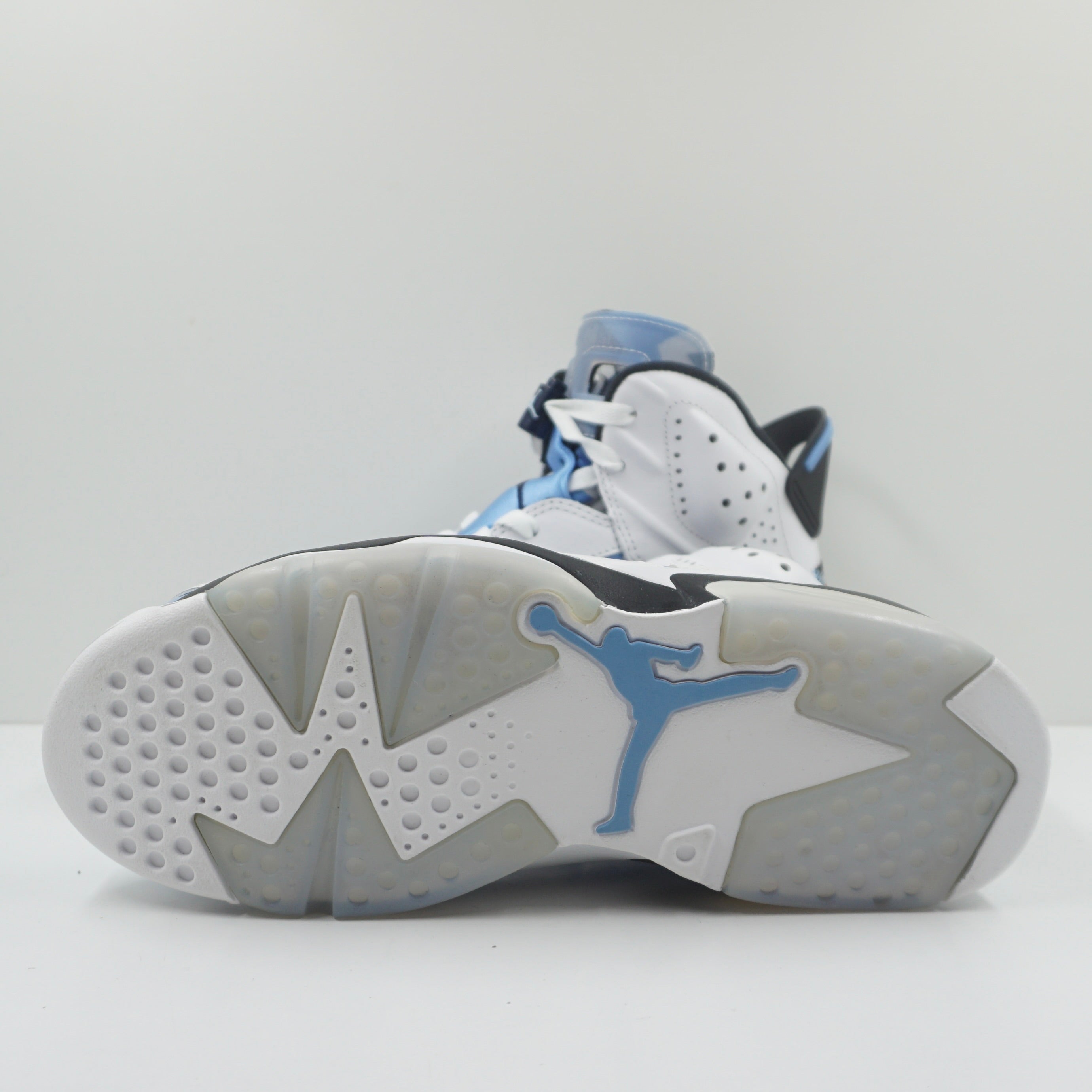 Jordan 6 Retro UNC White