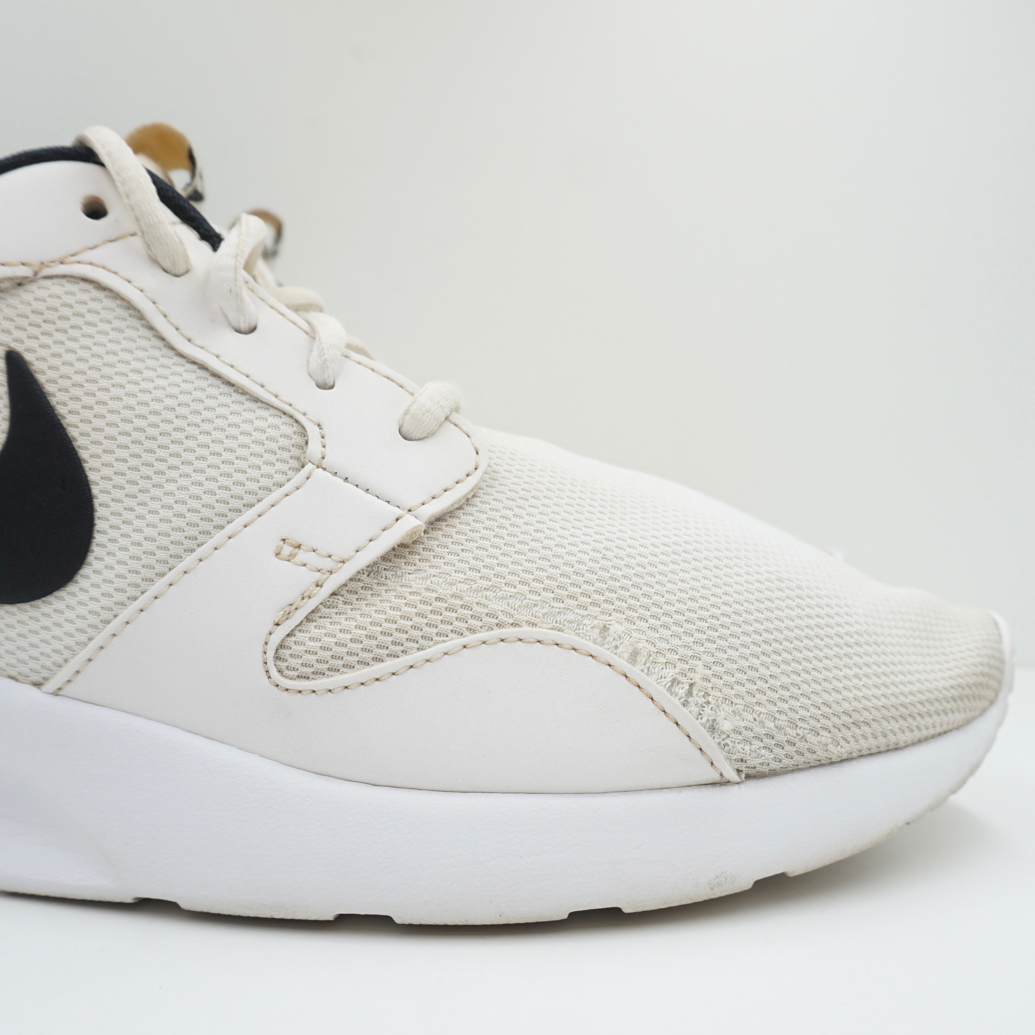 Nike Kaishi White