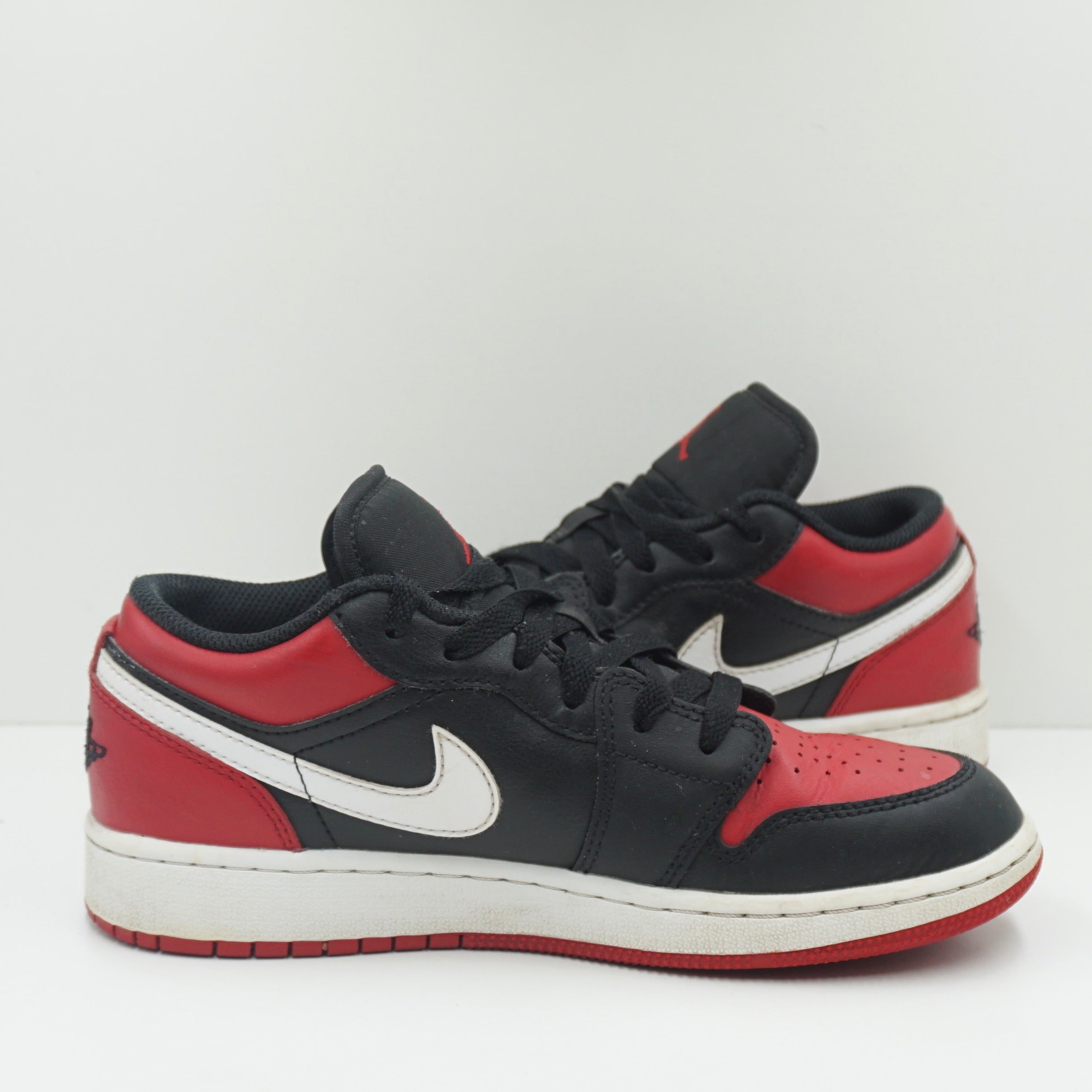 Jordan 1 Low Alternate Bred Toe (GS)