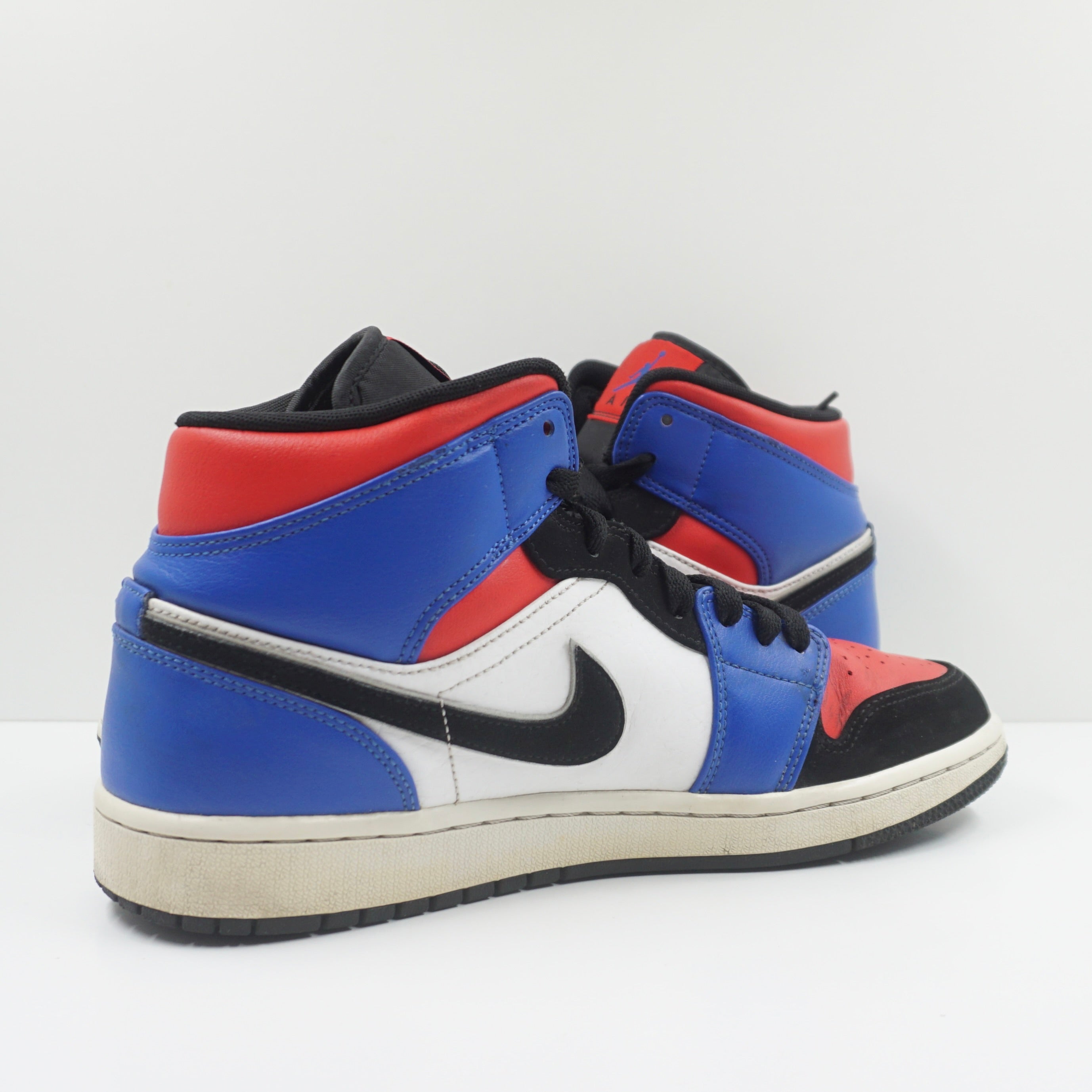 Jordan 1 Mid Top 3