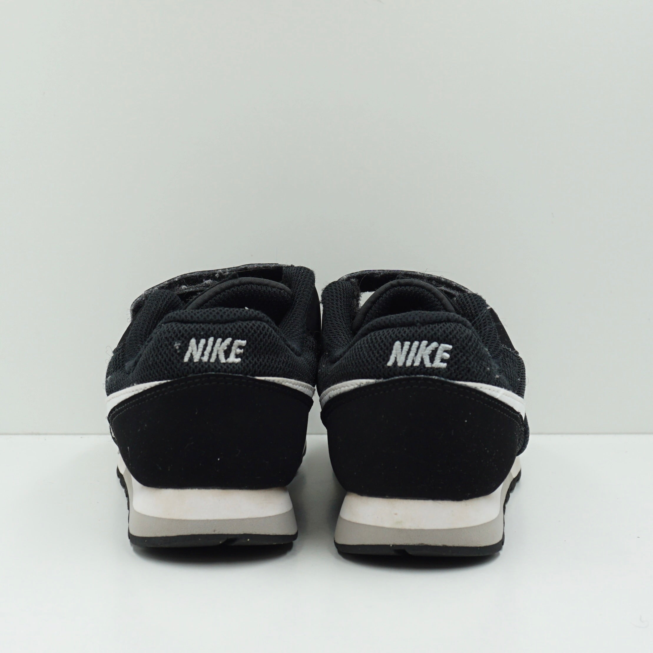 Nike MD Runner 2 White Black (PS)