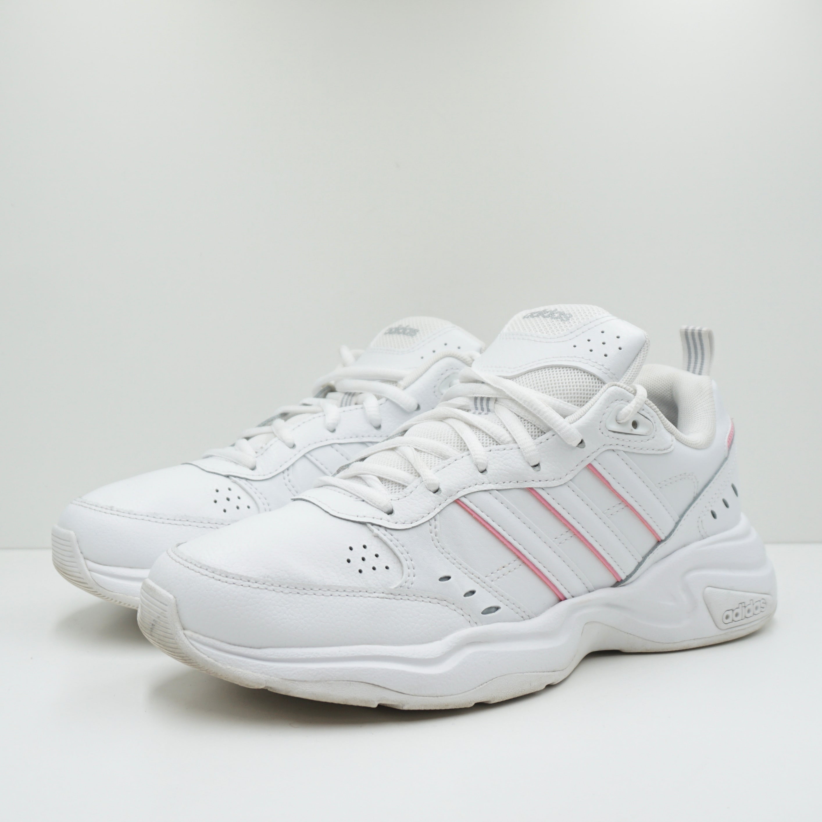 Adidas Originals Adidas Strutter On Feet Adidas Strutter White