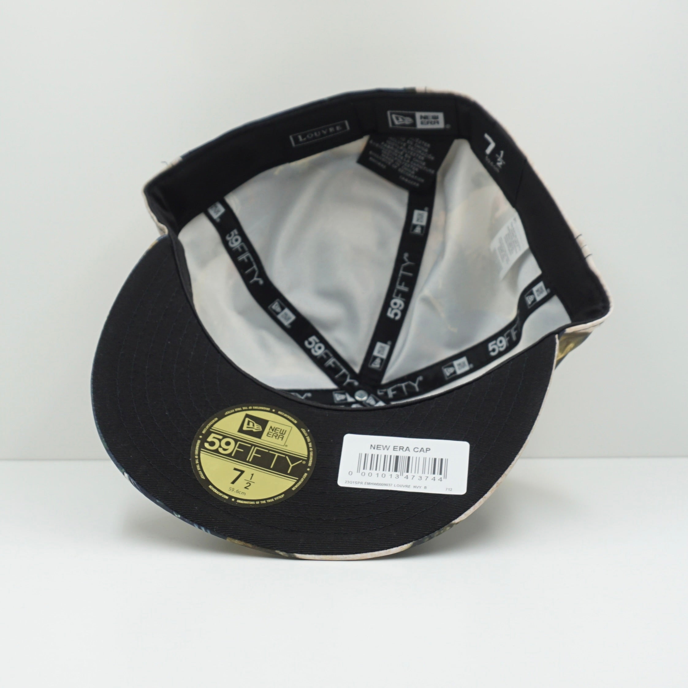 New Era Le Louvre The Lacemaker Fitted Cap