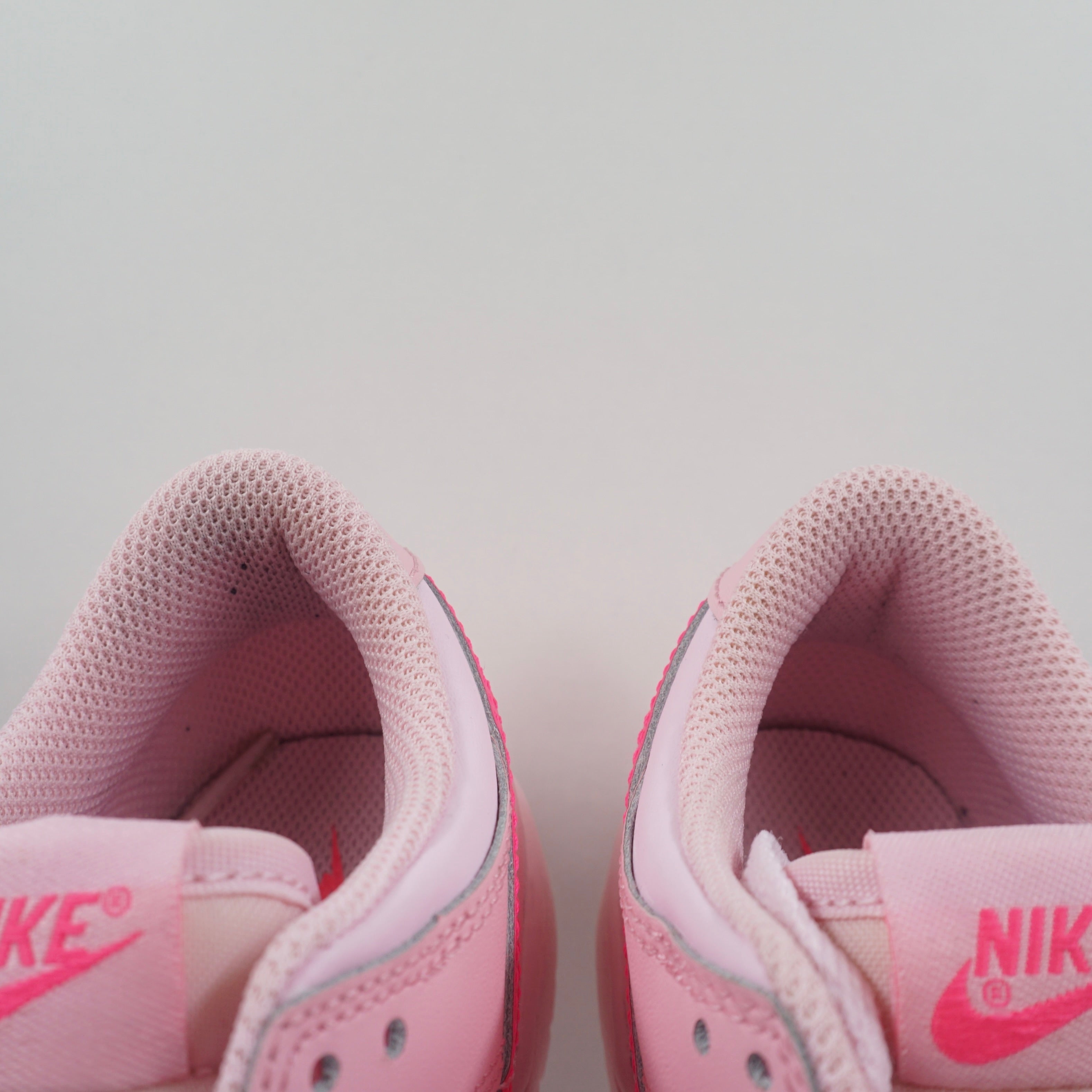 Nike Dunk Low Triple Pink (PS)