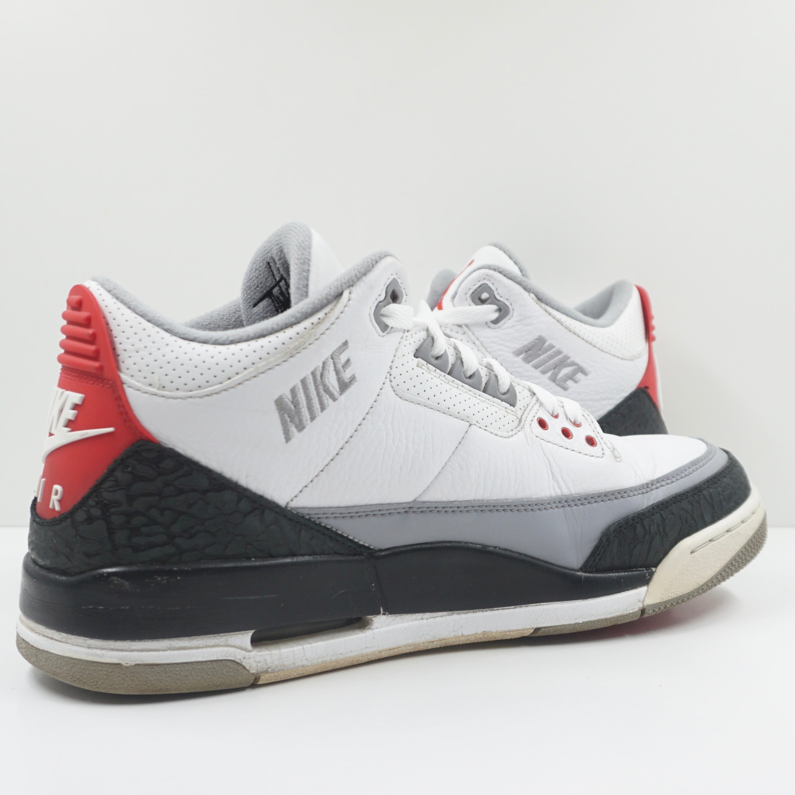 Jordan 3 Retro Tinker Hatfield