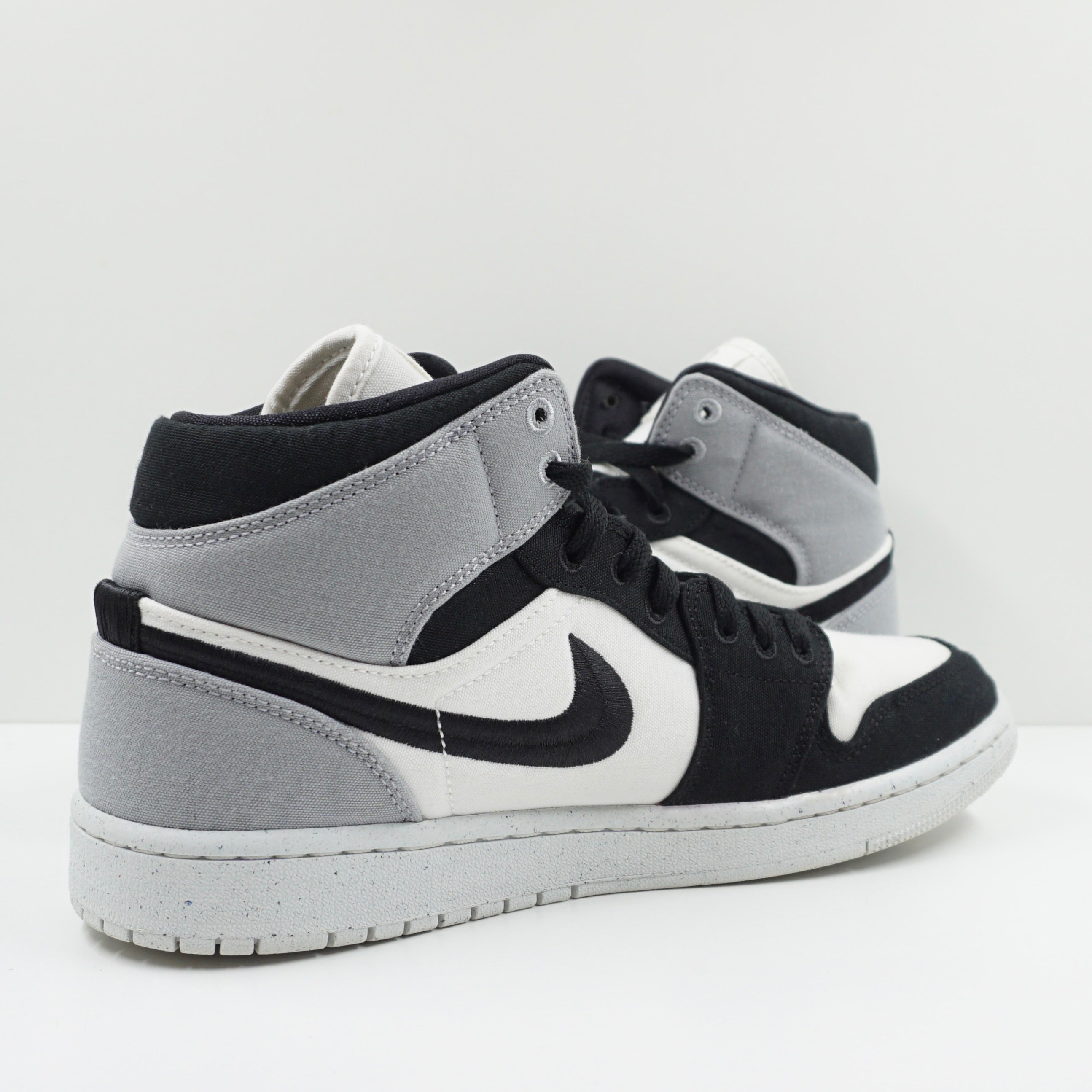 Jordan 1 Mid SE Light Steel Grey (W)