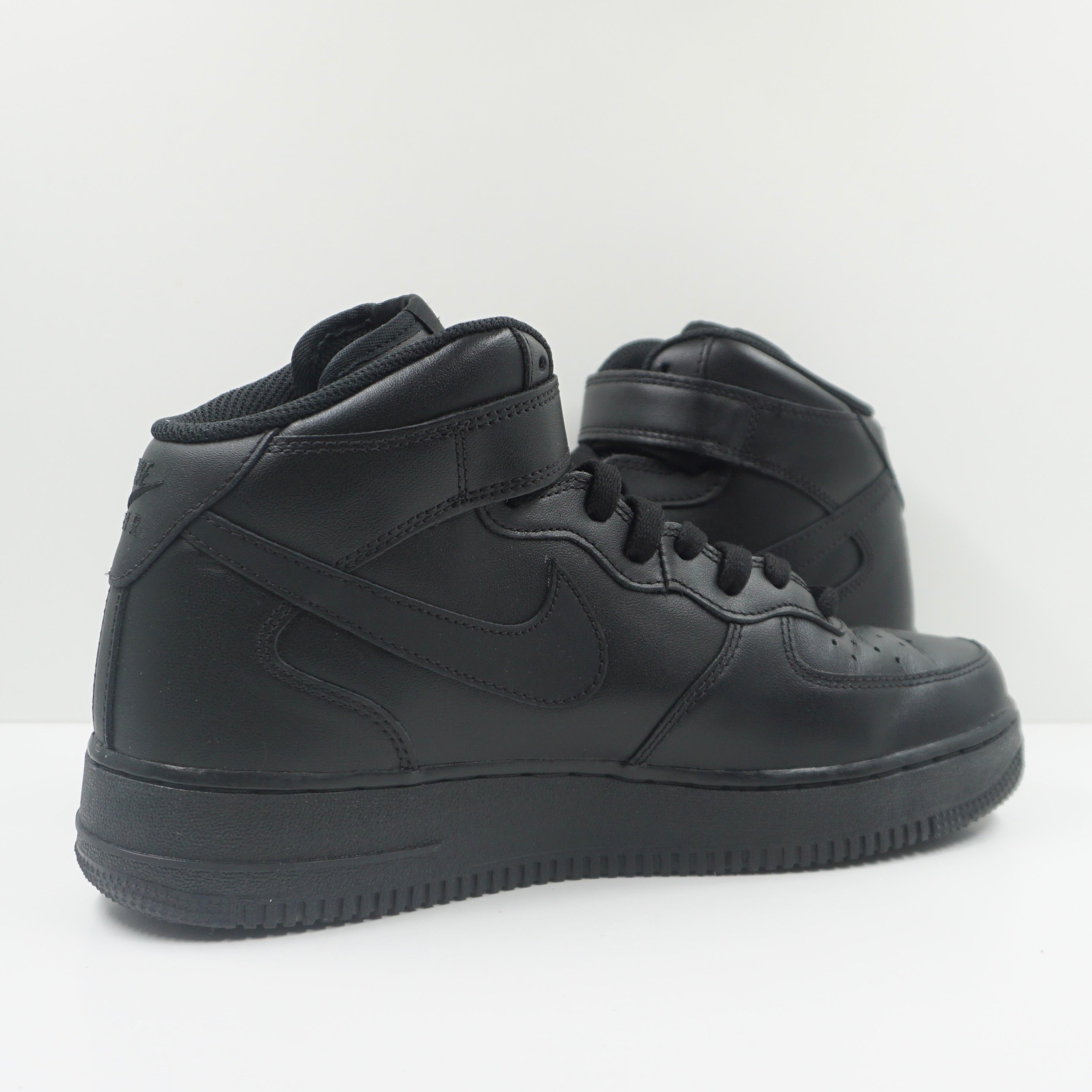 Nike Air Force 1 Mid '07 Black