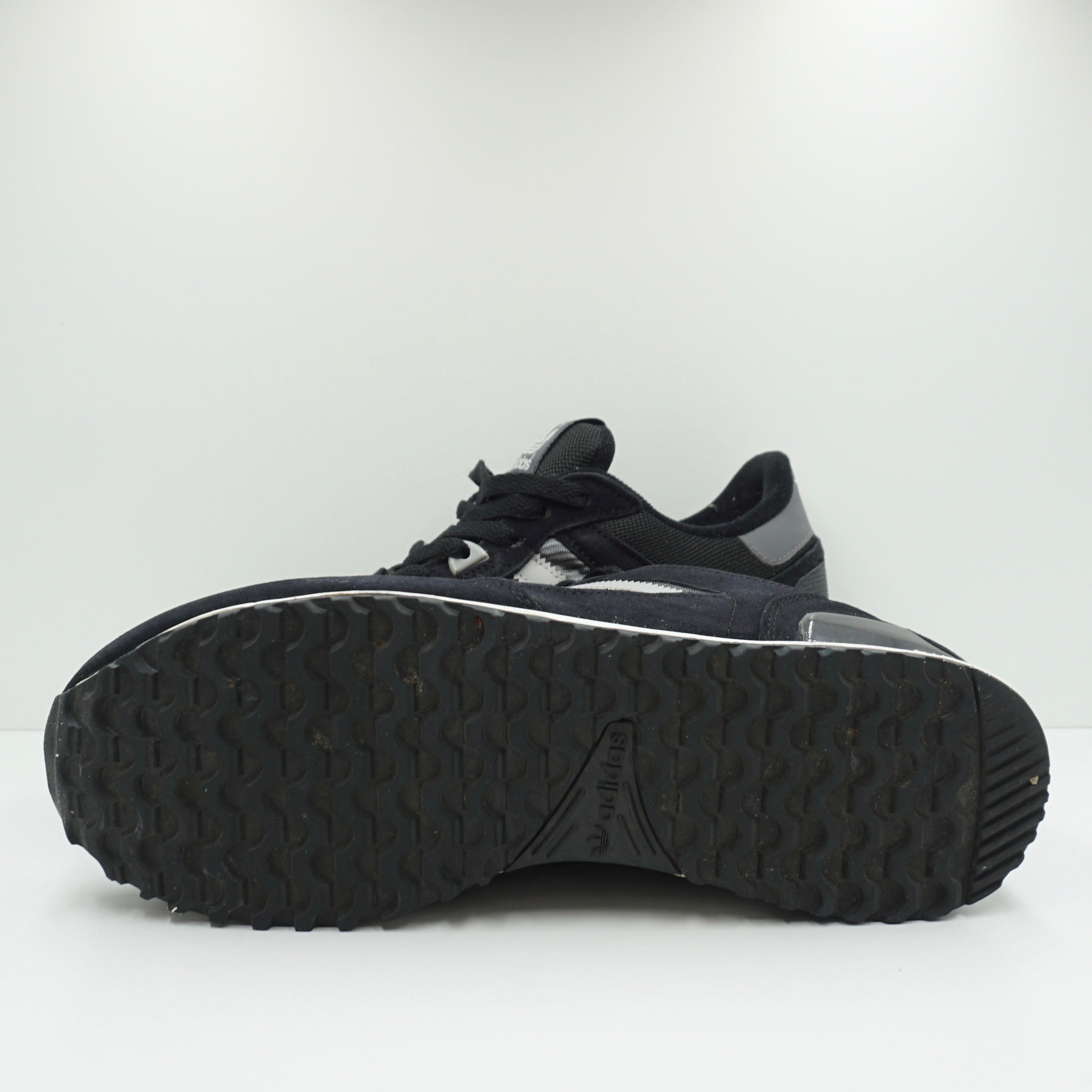 Adidas ZX 700 Black