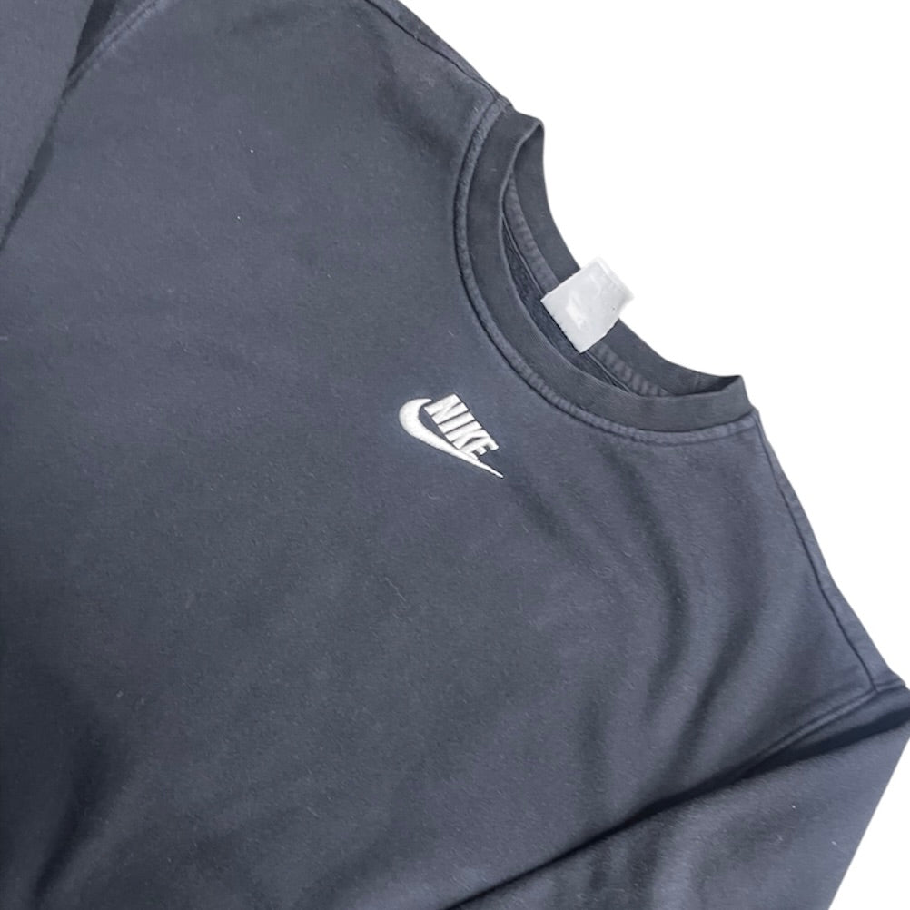 Nike Essential Sportwear Black Sweatshirt (Youth)