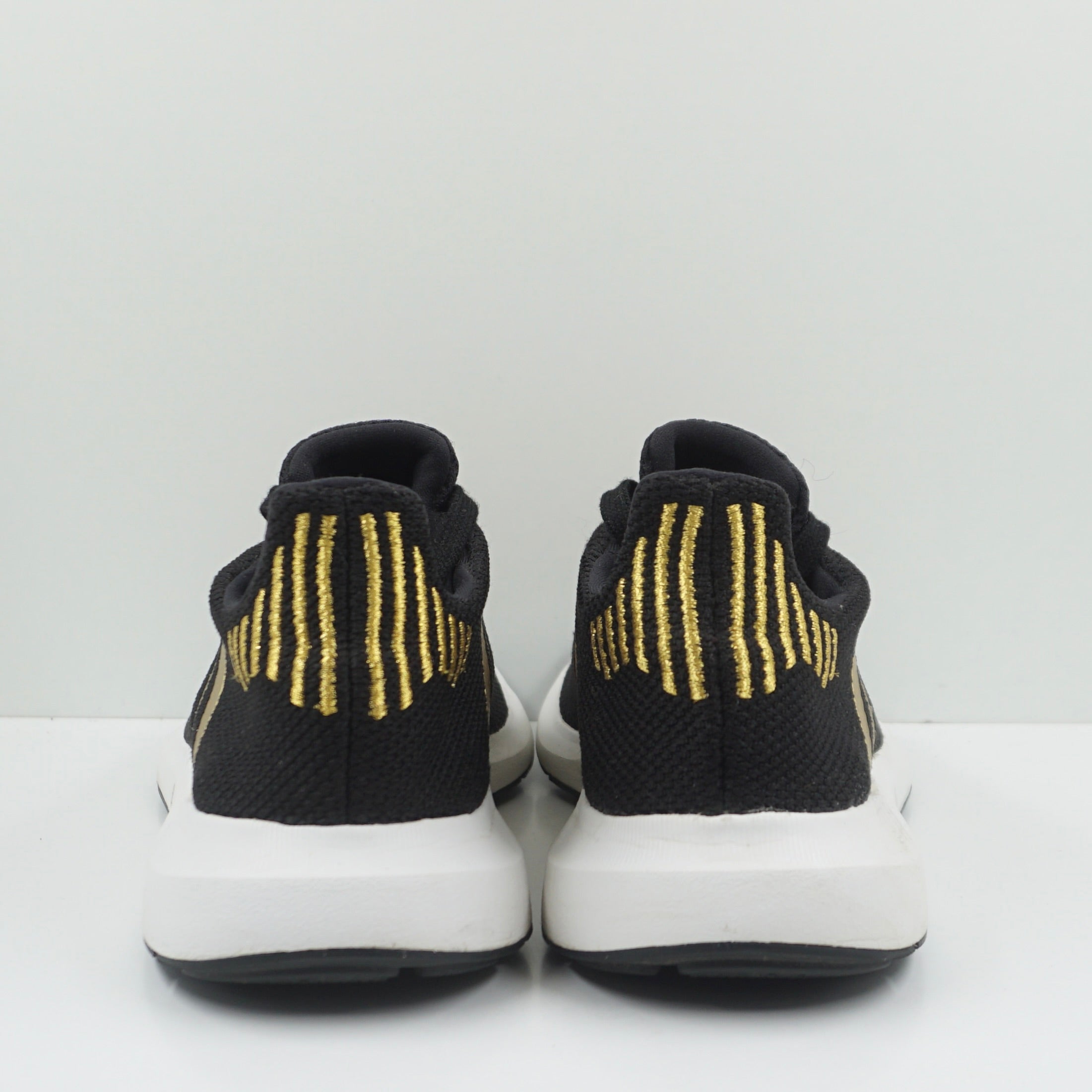 Adidas Swift Run Black Gold Metallic-White (W)