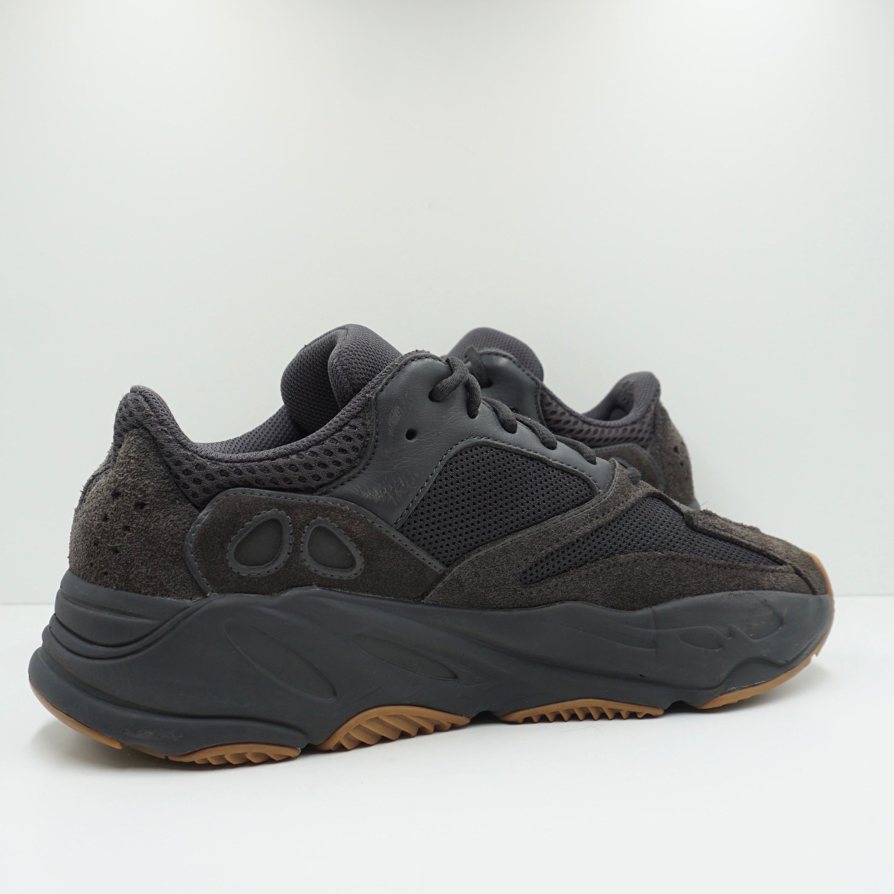 Adidas Yeezy Boost 700 Utility Black