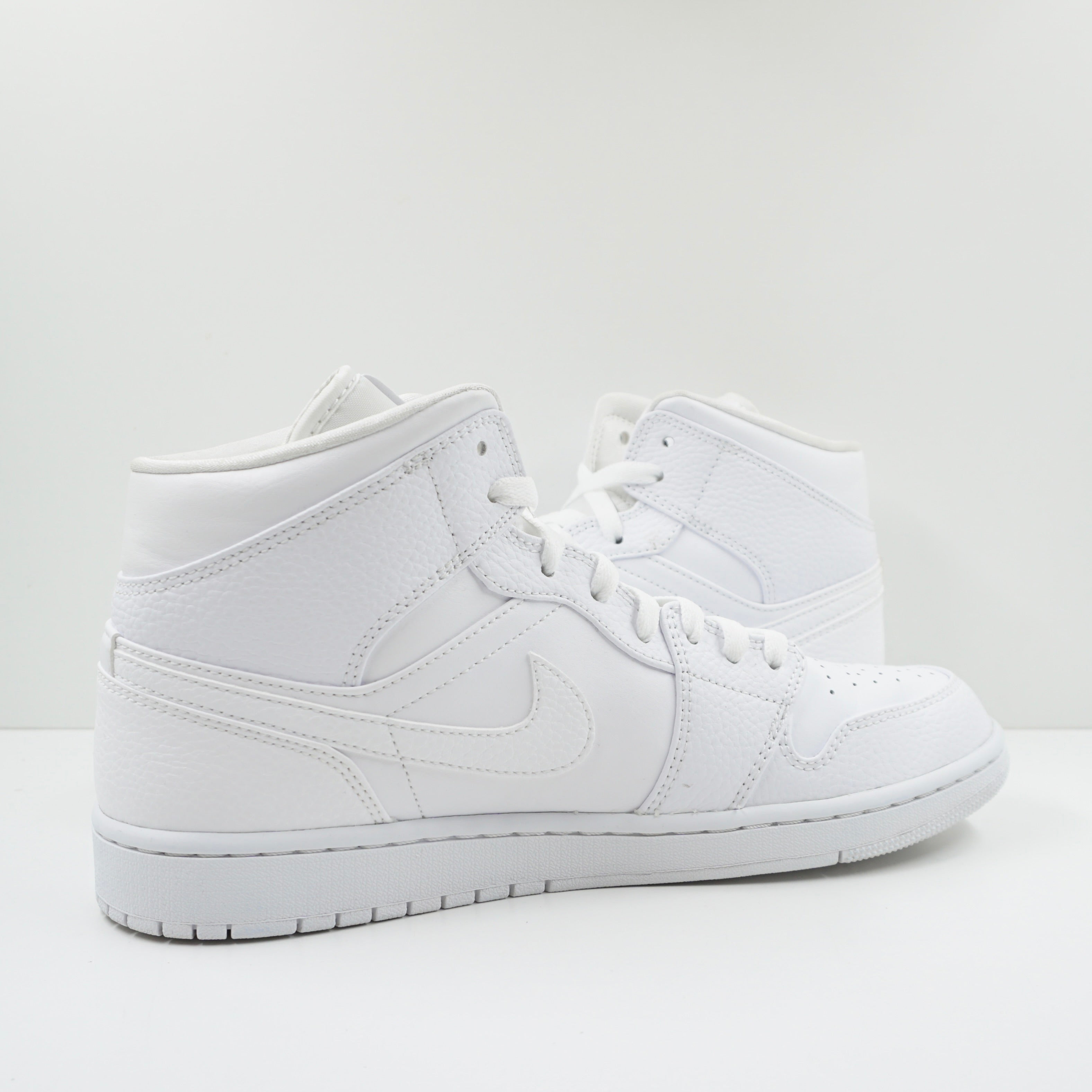 Jordan 1 Mid Triple White 2.0 (2020)