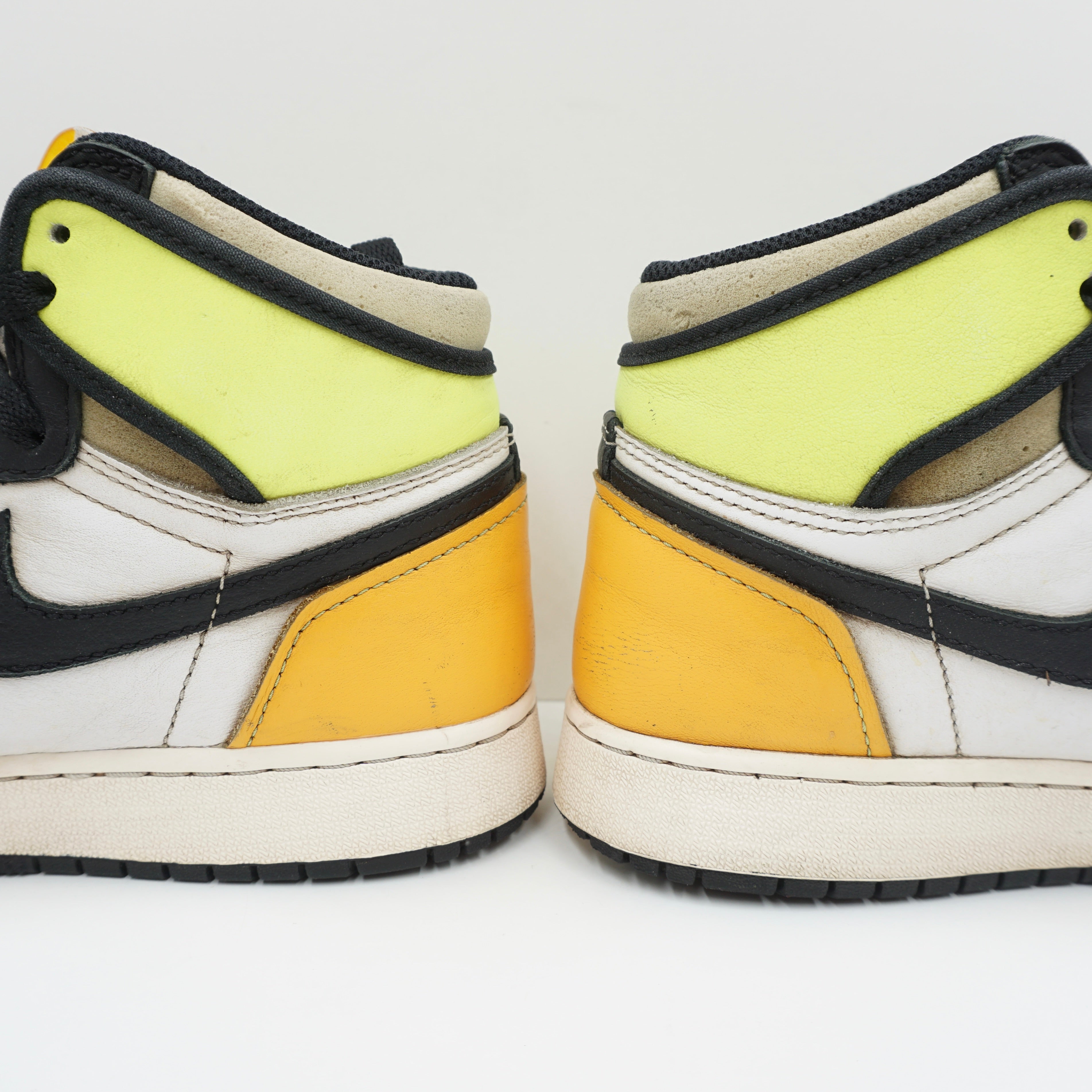 Jordan 1 Retro High White Black Volt University Gold (GS)