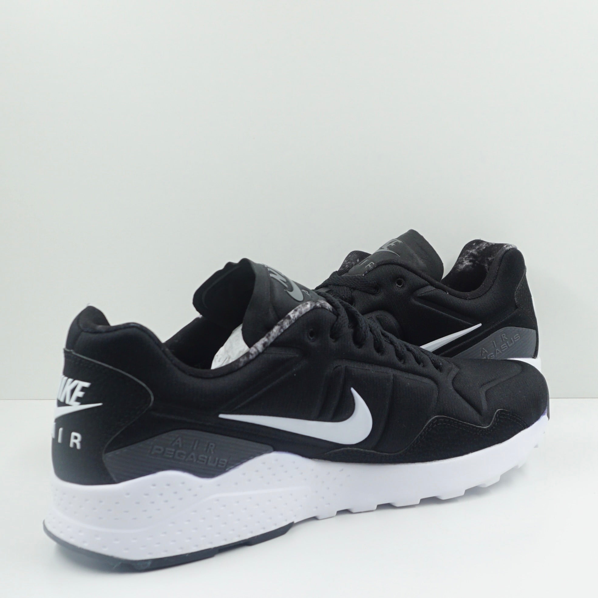 Nike Air Zoom Pegasus 92 Black White
